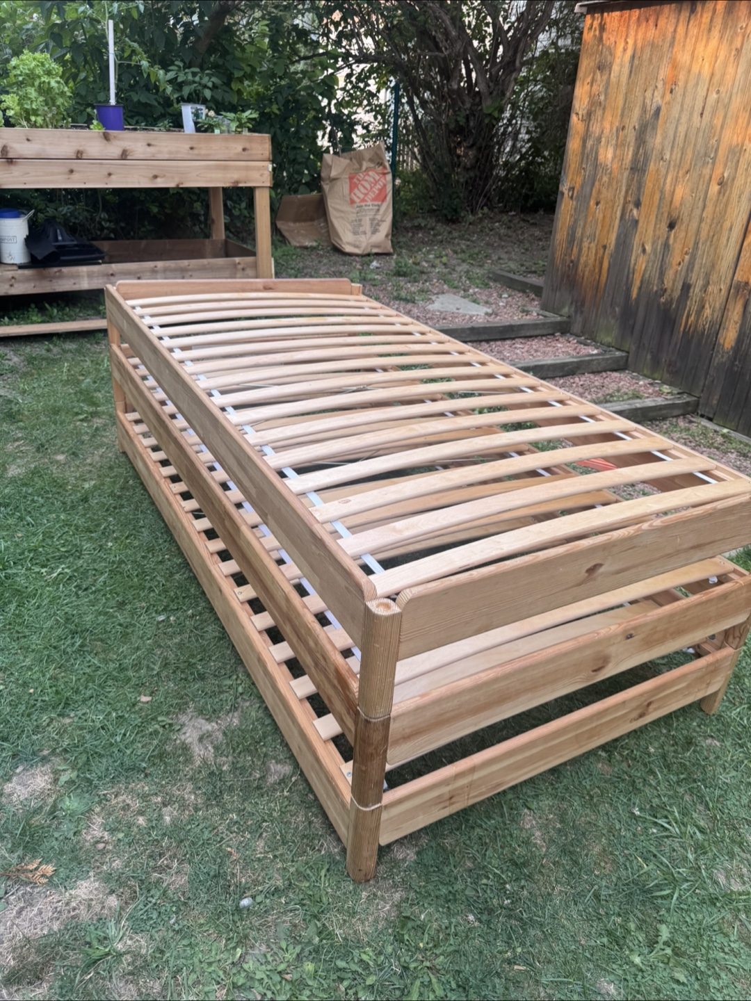 Ikea utaker stackable Bed