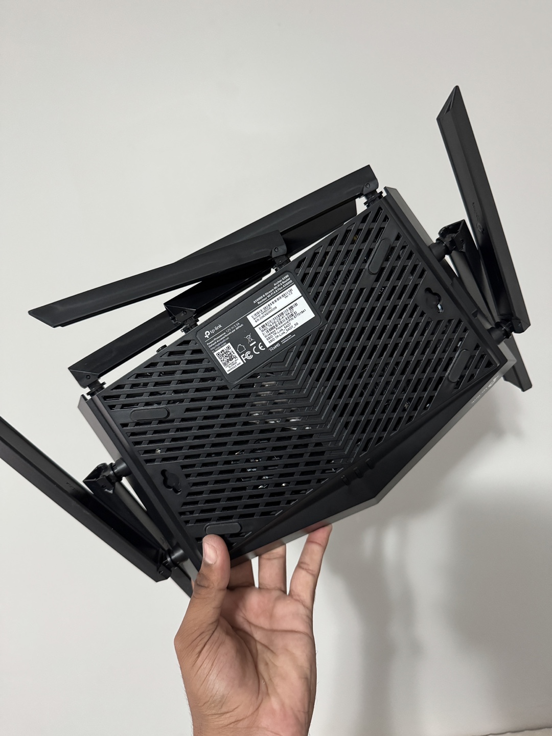 TP-Link AX6000 WiFi 6 Router (Archer AX80) - photo 3