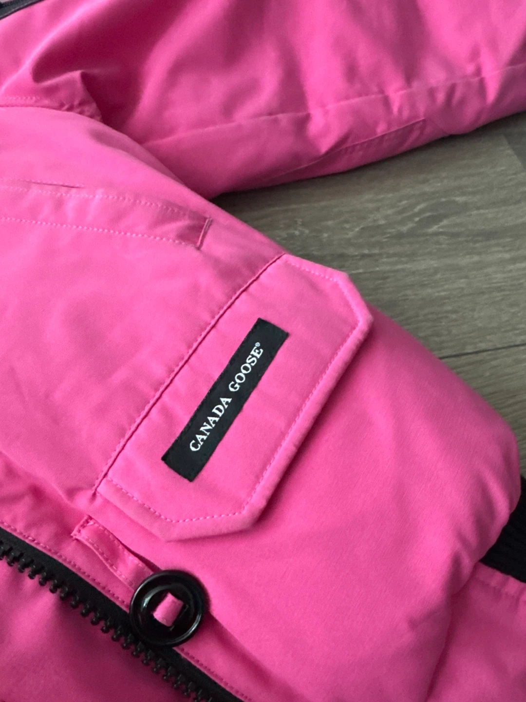 Canada Goose Bomber Jacket - Pink - Size S/P - photo 3