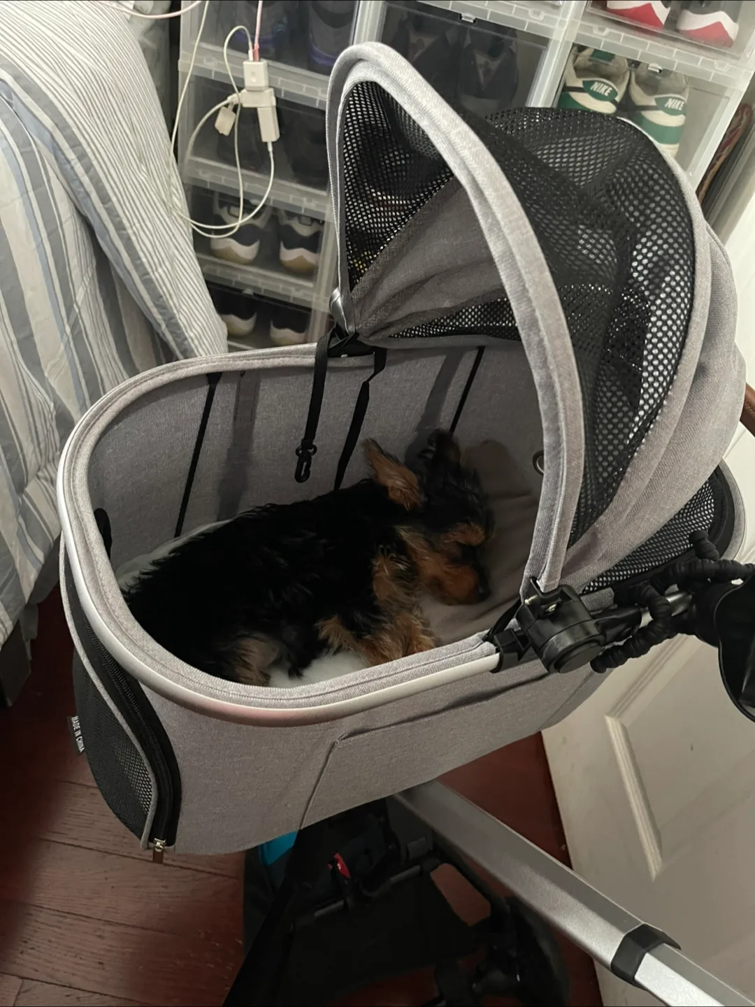 Dog/Cat Stroller - Gray image indicator(2)