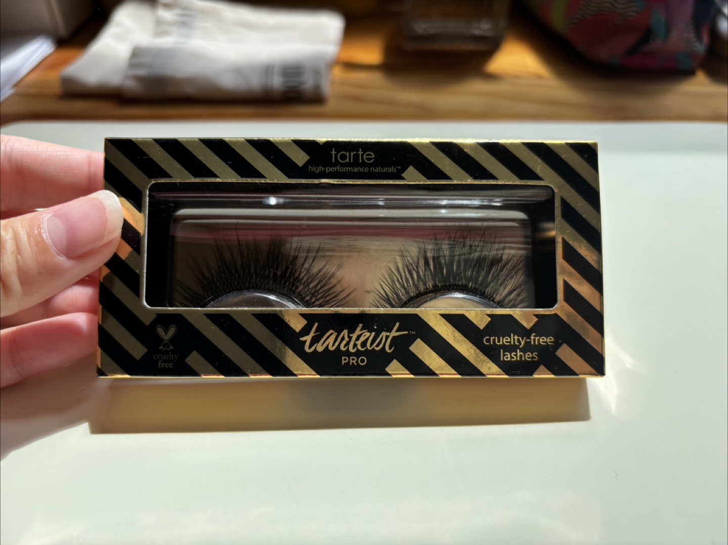 Tarte - HUDA Beauty - 2 sets of false lashes - photo 2