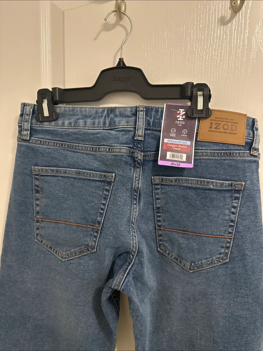 IZOD Jeans - Comfort Stretch Denim - 30x30 image indicator(2)
