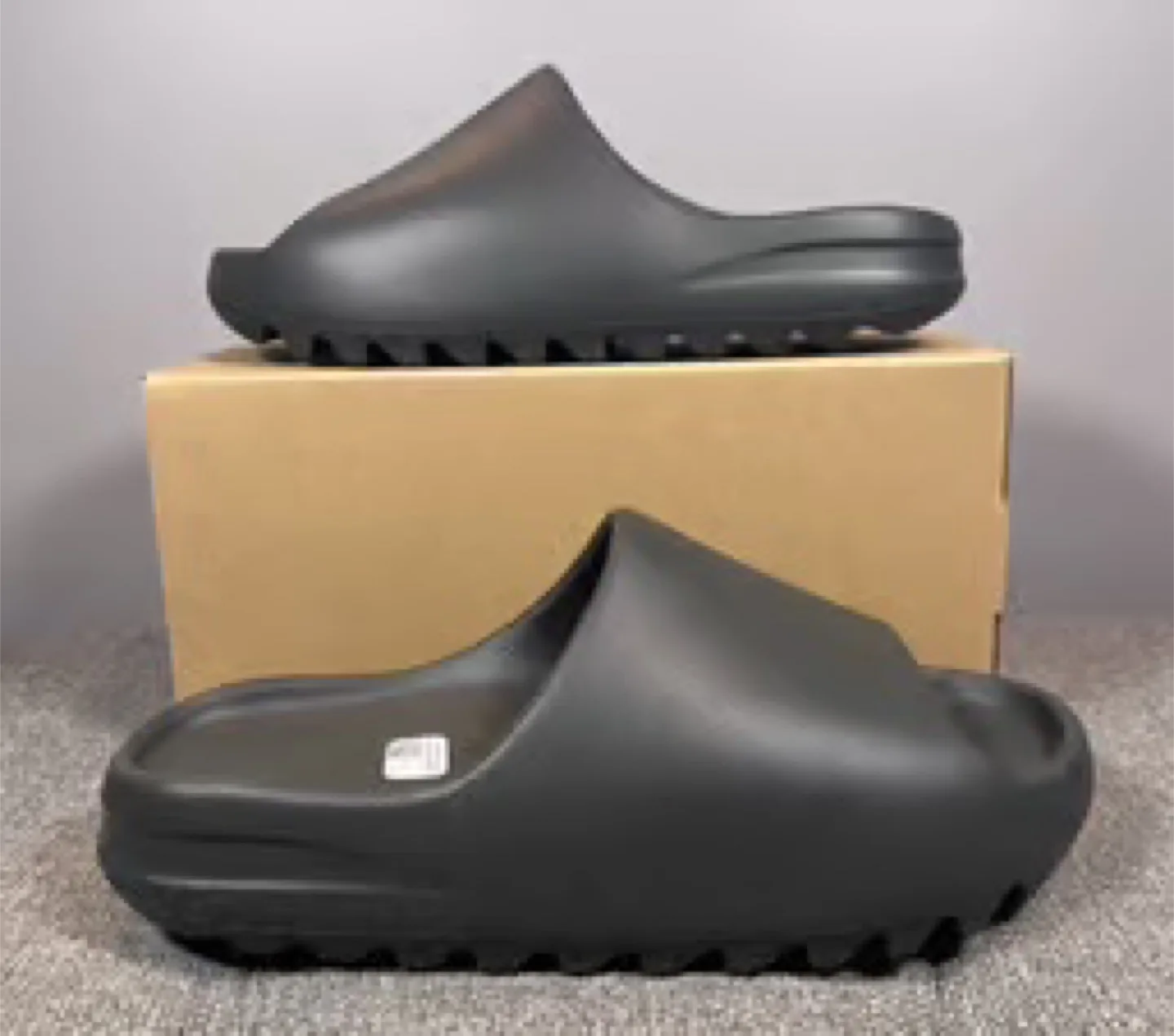 Brand New Yeezy Slides Onyx Size 10 and 11( No Box ) image indicator(4)