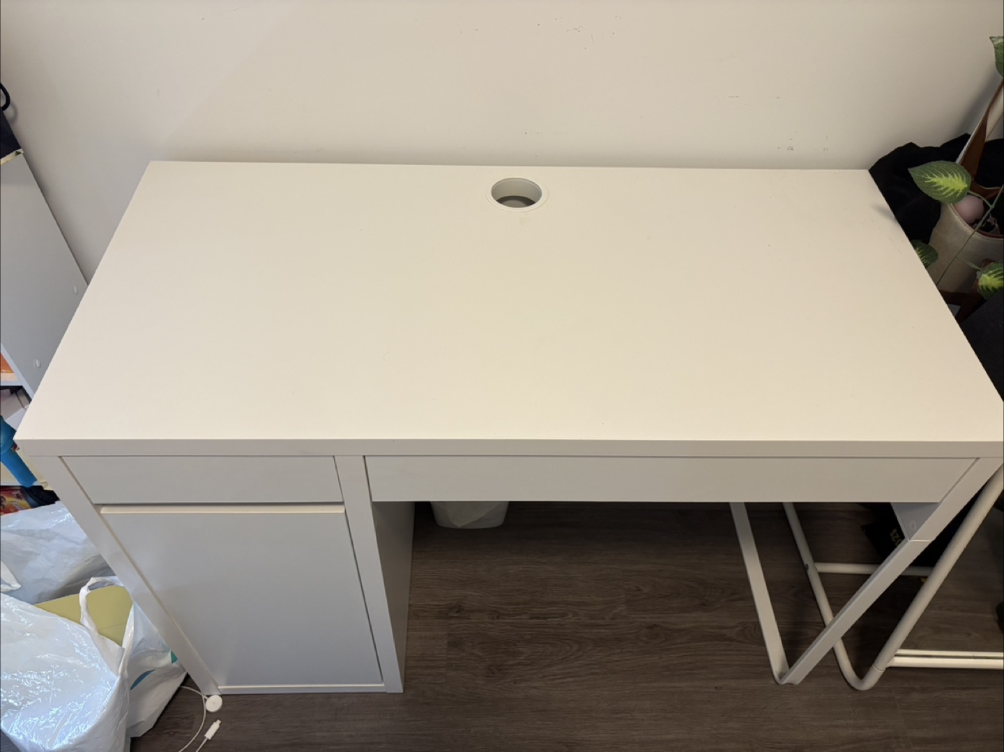IKEA MICKE Desk - White, 105x50 cm - photo 2