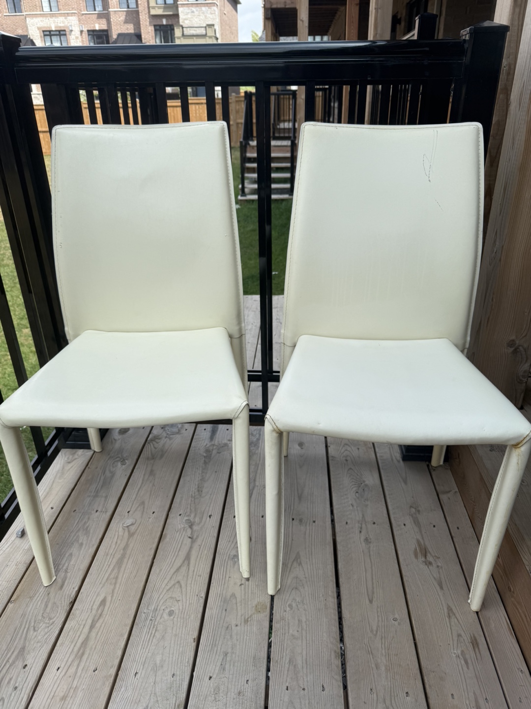 Set of 4 cream White Dining Chairs