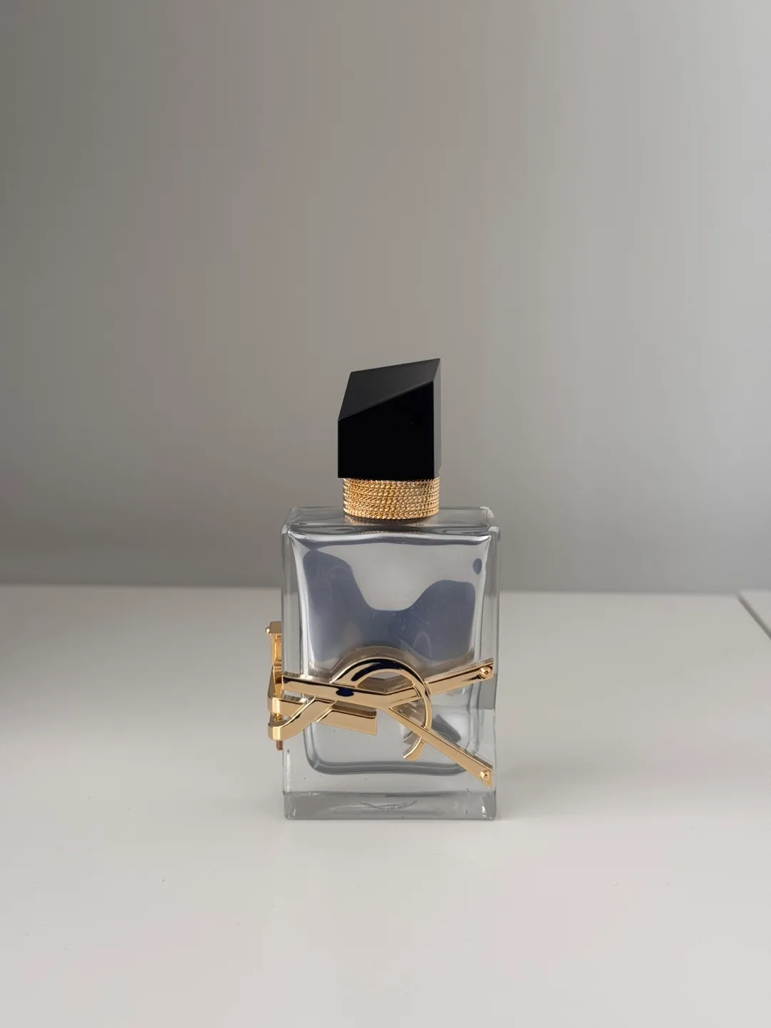 Yves Saint Laurent Libre L'Absolu Platine Perfume 50ml image indicator(2)