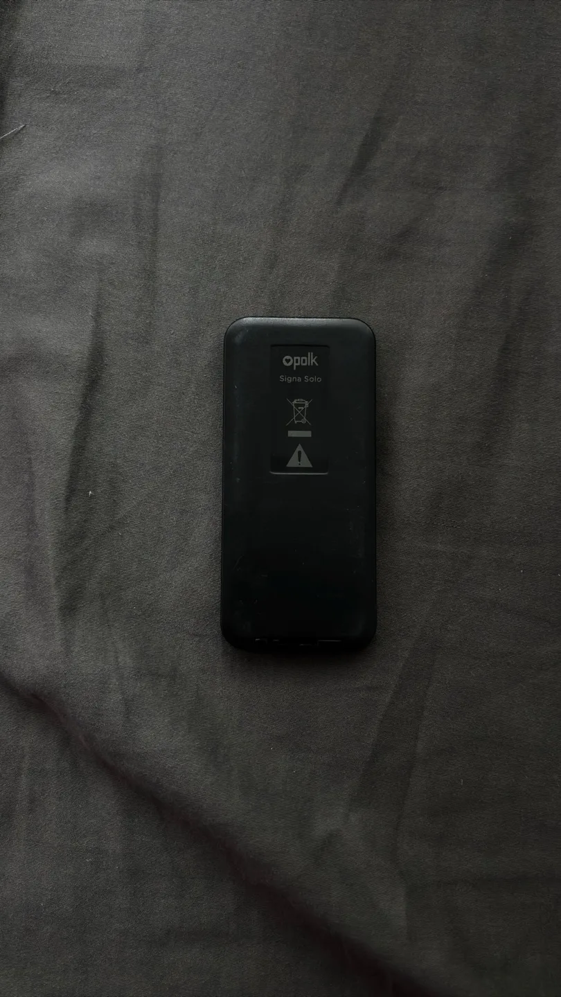 Polk Audio Black Soundbar with Remote image indicator(6)