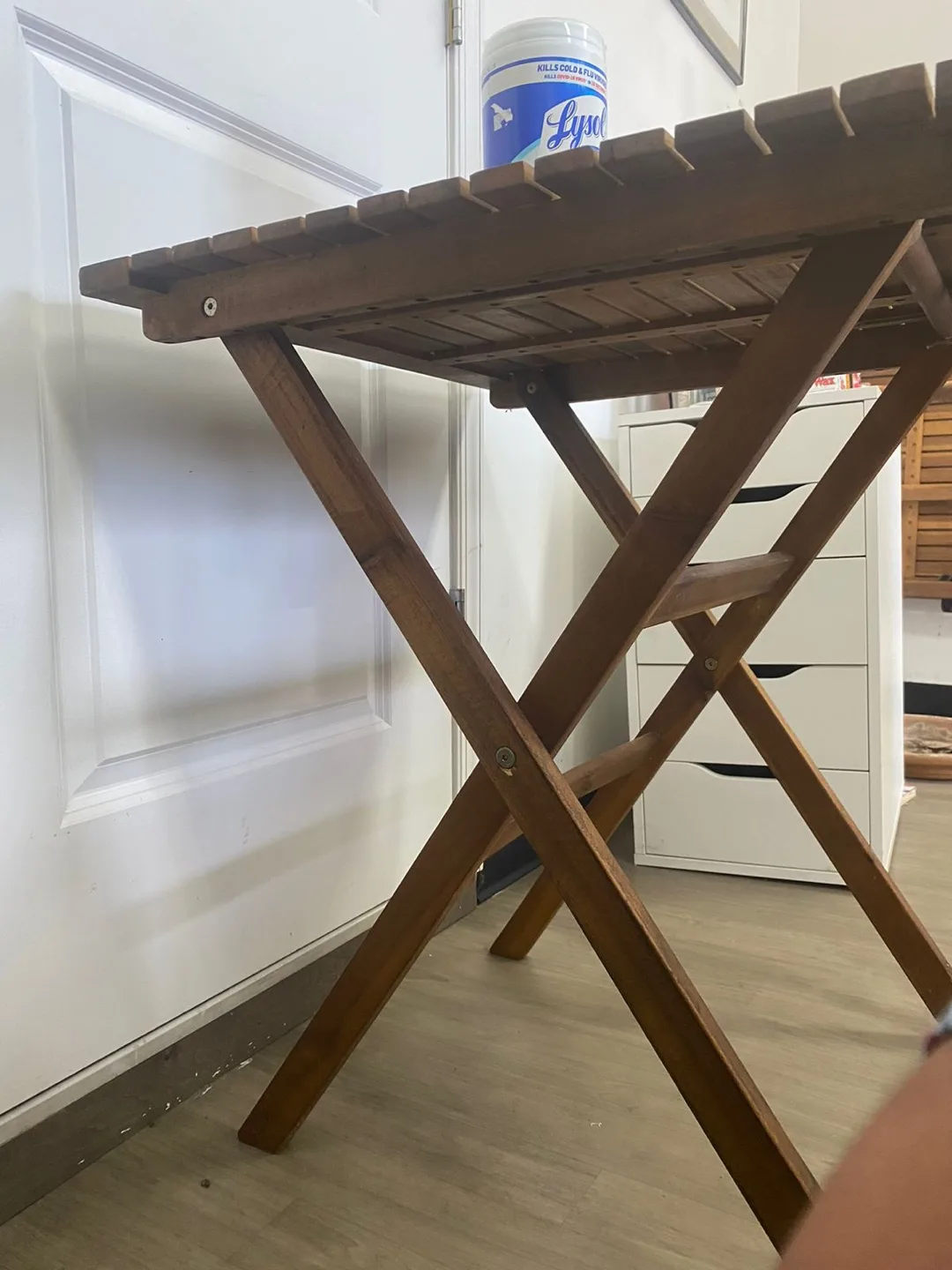 Plants and table with chairs image indicator(4)