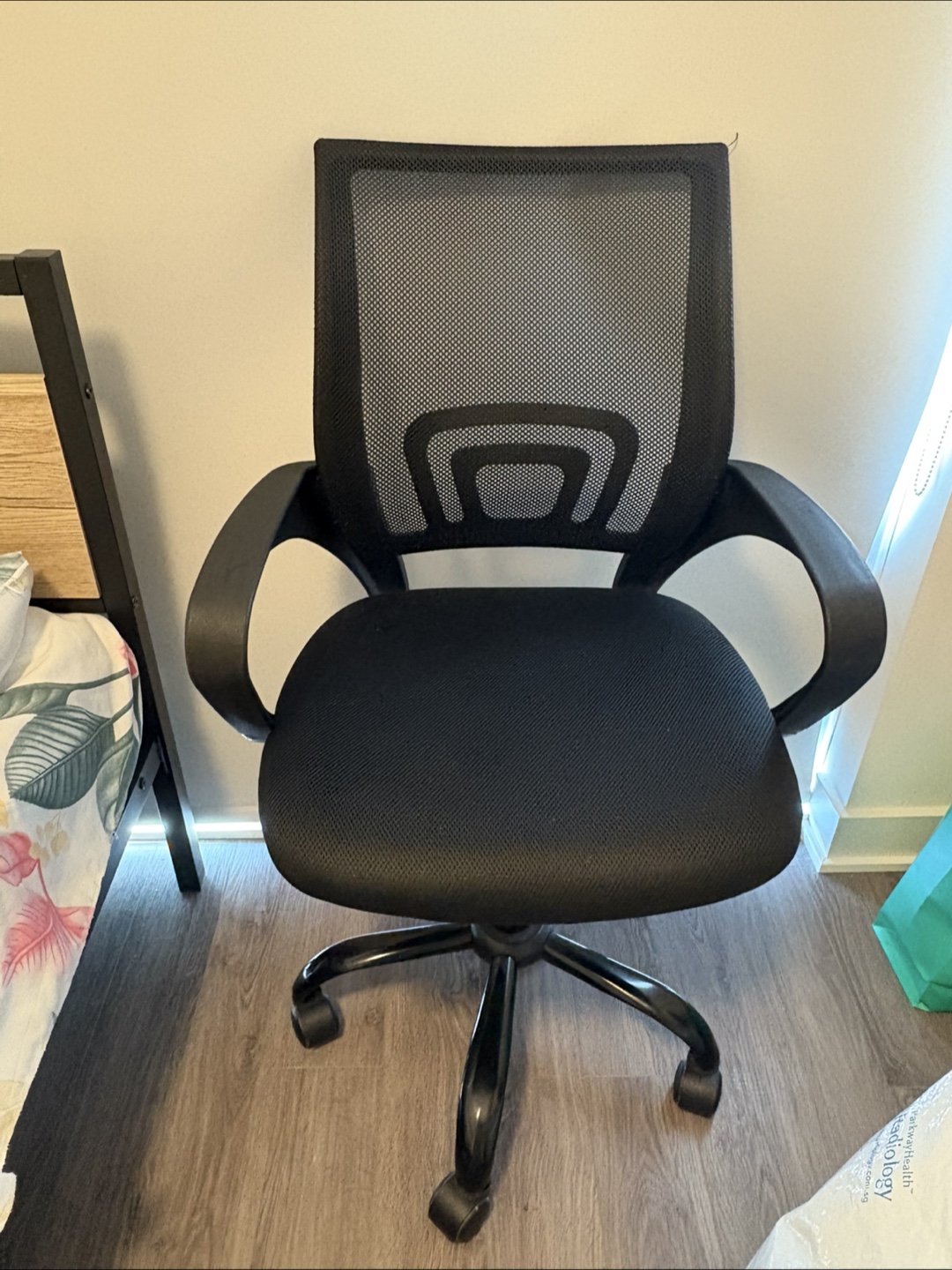 Black Mesh Ergonomic Office Chair - photo 4