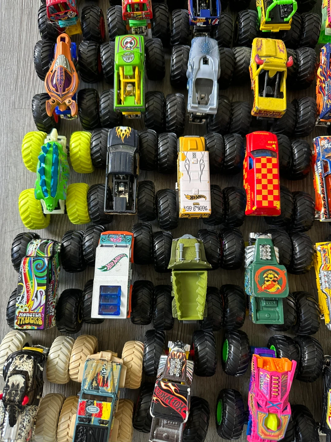 Monster Trucks - photo 4