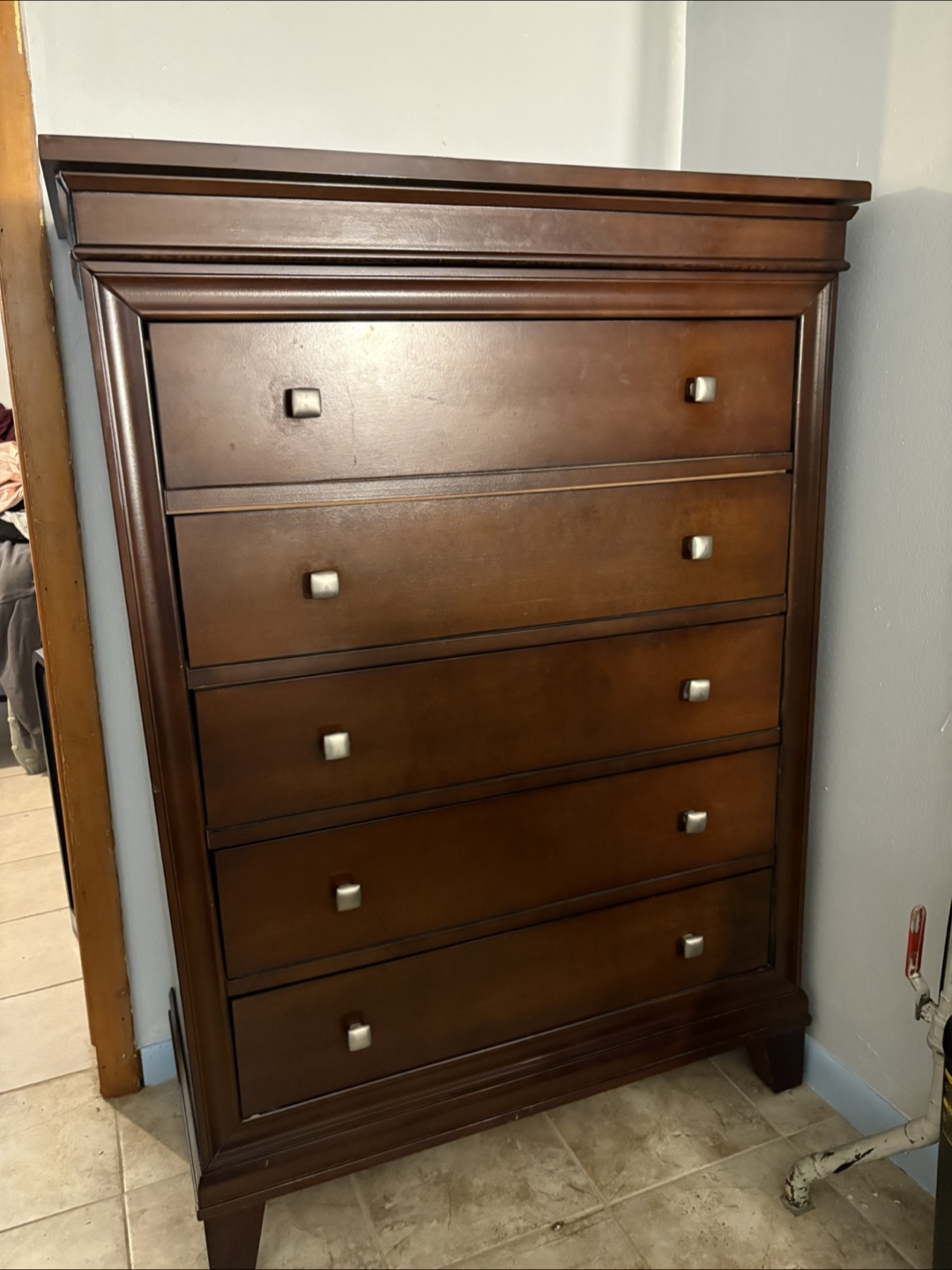 Wood 5-Drawer Dresser