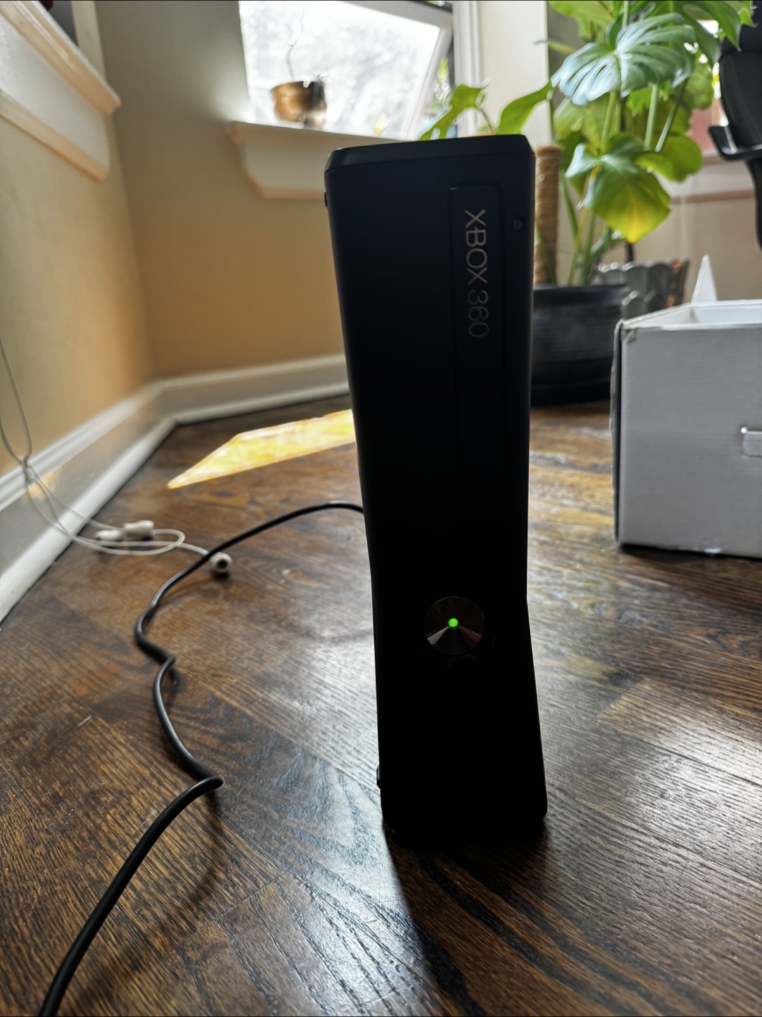 Xbox 360 Kinect 4GB Console with Games - photo 3