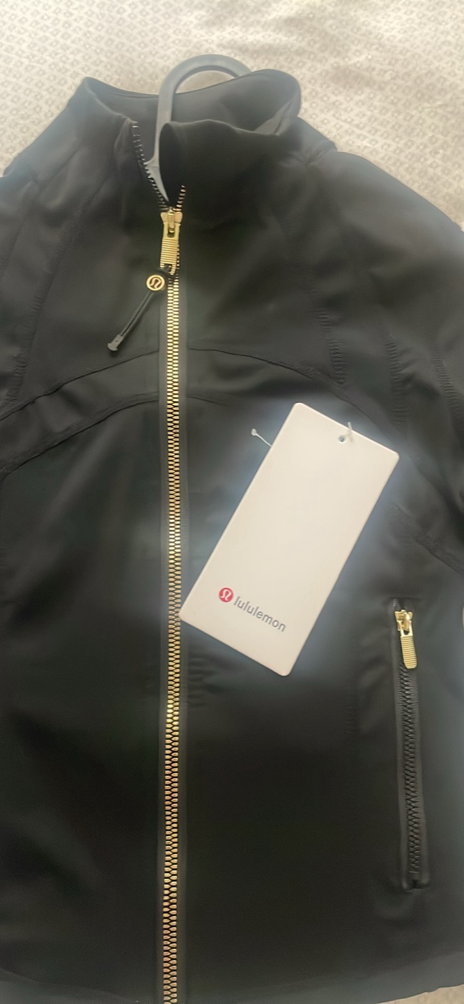 Lululemon Define Jacket Black and gold - photo 3