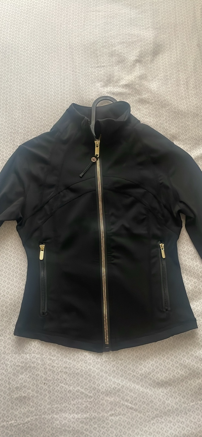 Lululemon Define Jacket Black and gold