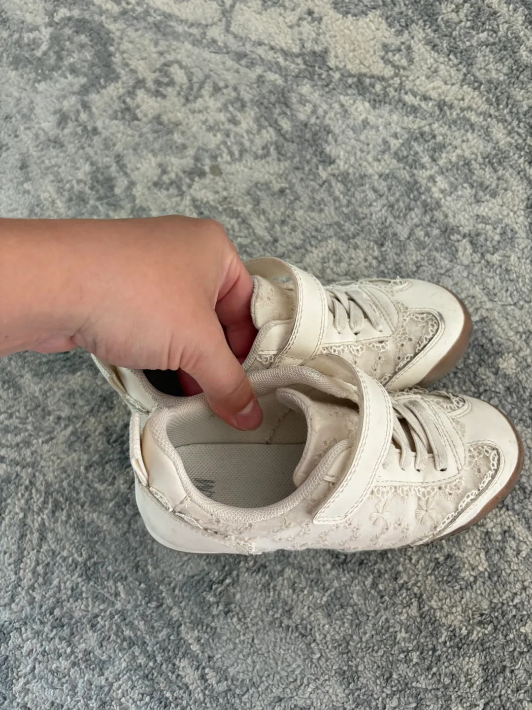 Girls Shoes sz11 image indicator(2)