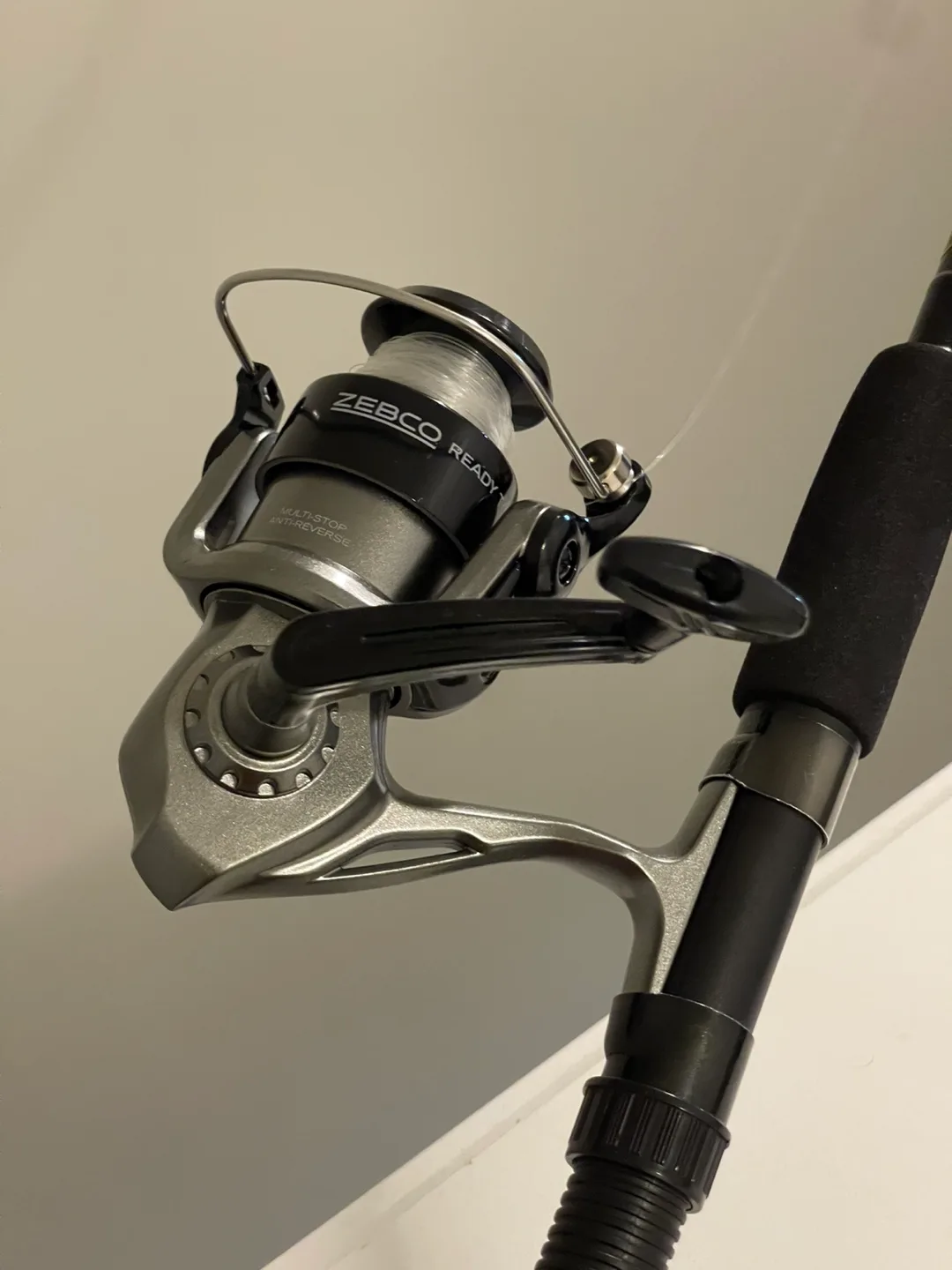 Shimano Fishing Rod + Zebco Reel image indicator(3)