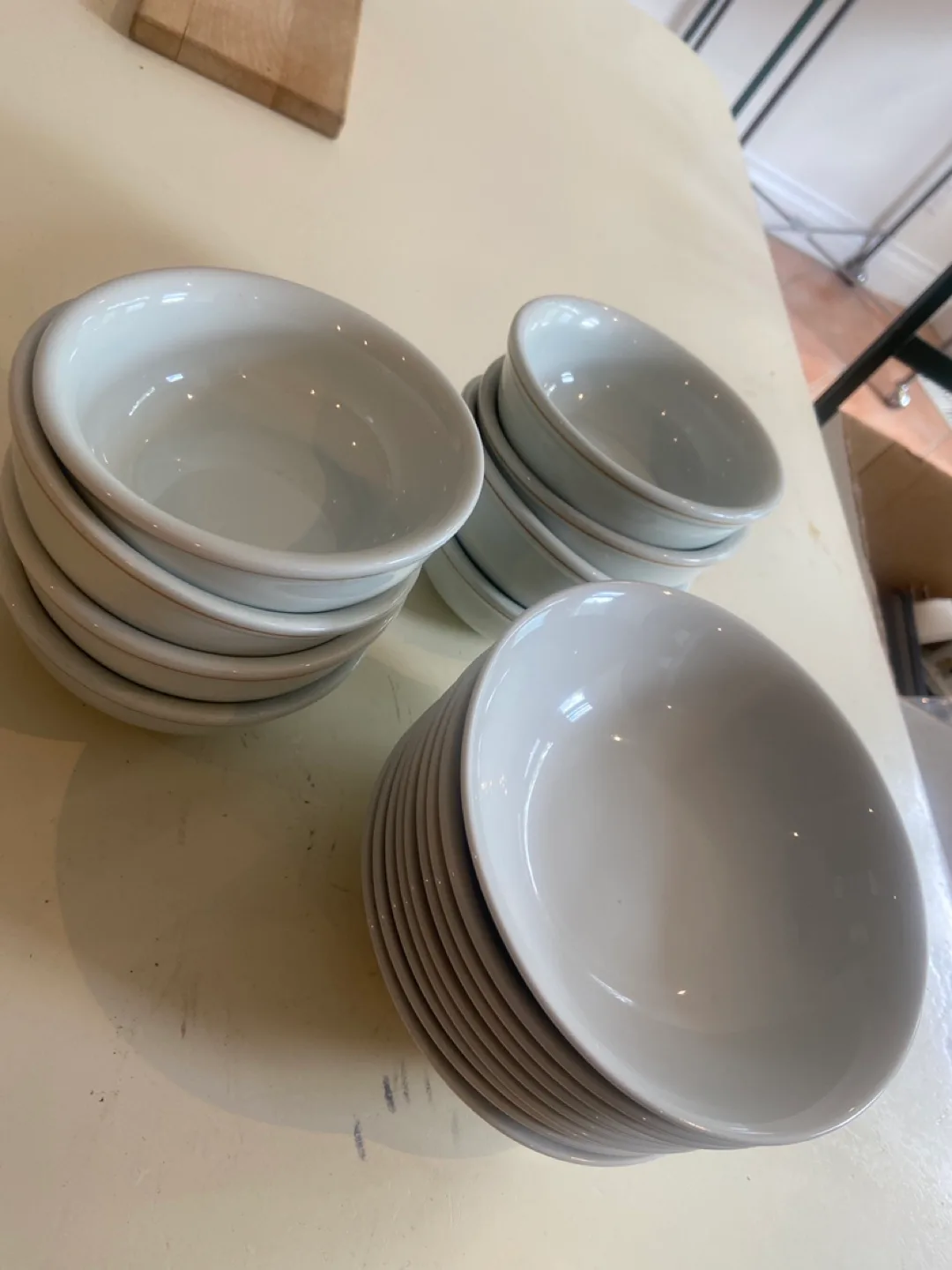 Set of White Bowls with Gold Trim image indicator(2)