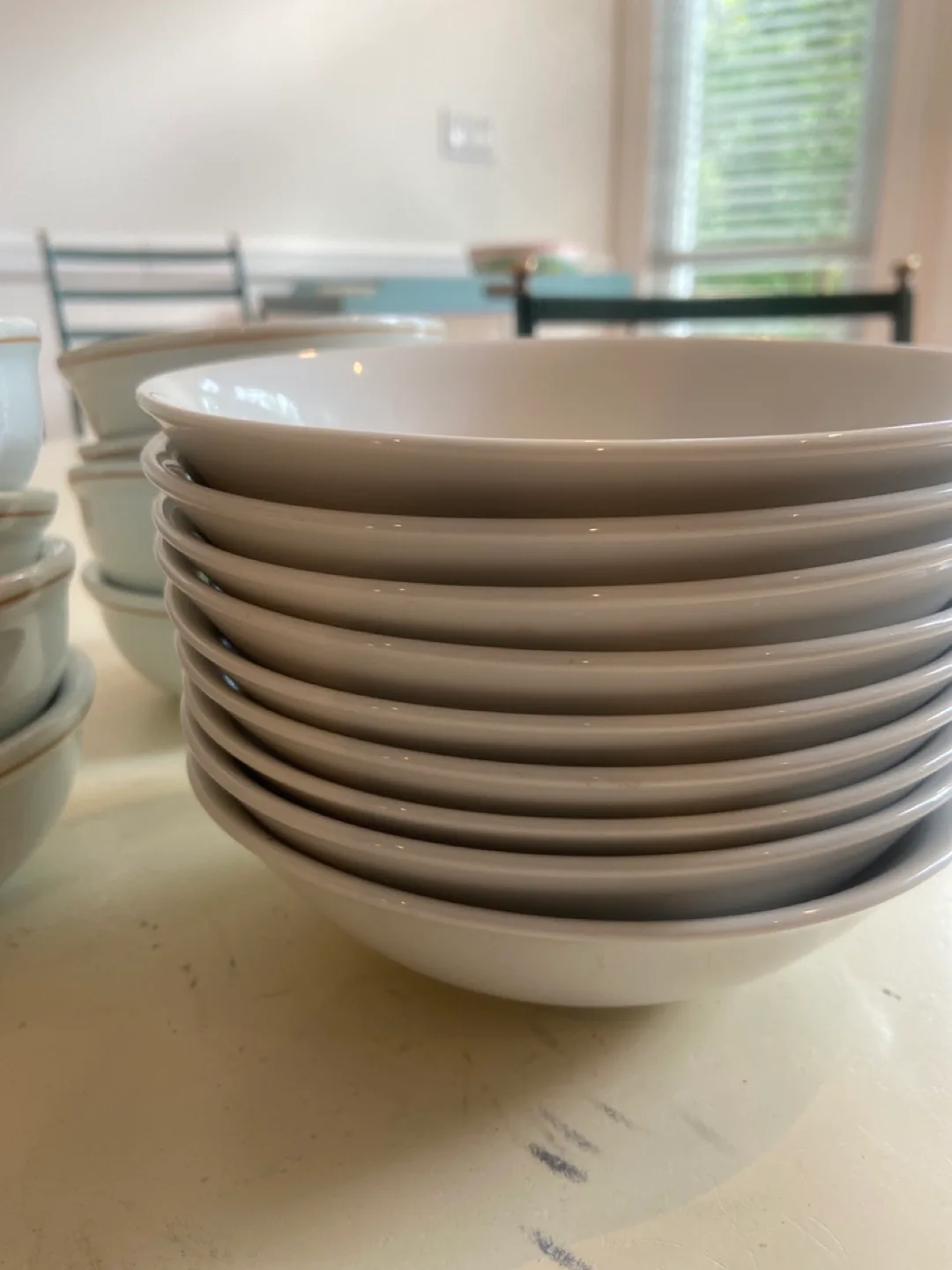 Set of White Bowls with Gold Trim image indicator(3)