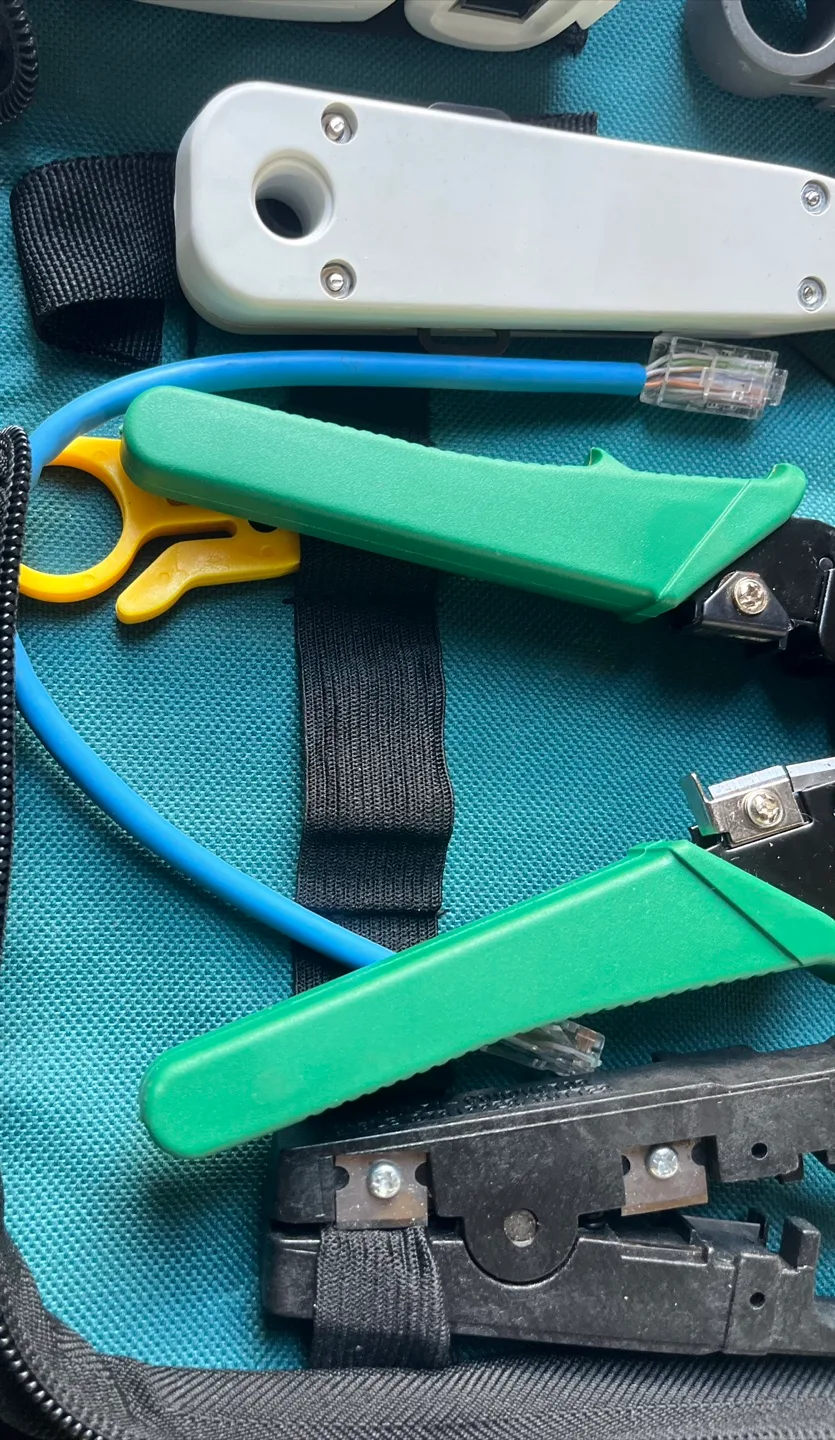 Network Cable Installation Tool Kit image indicator(5)