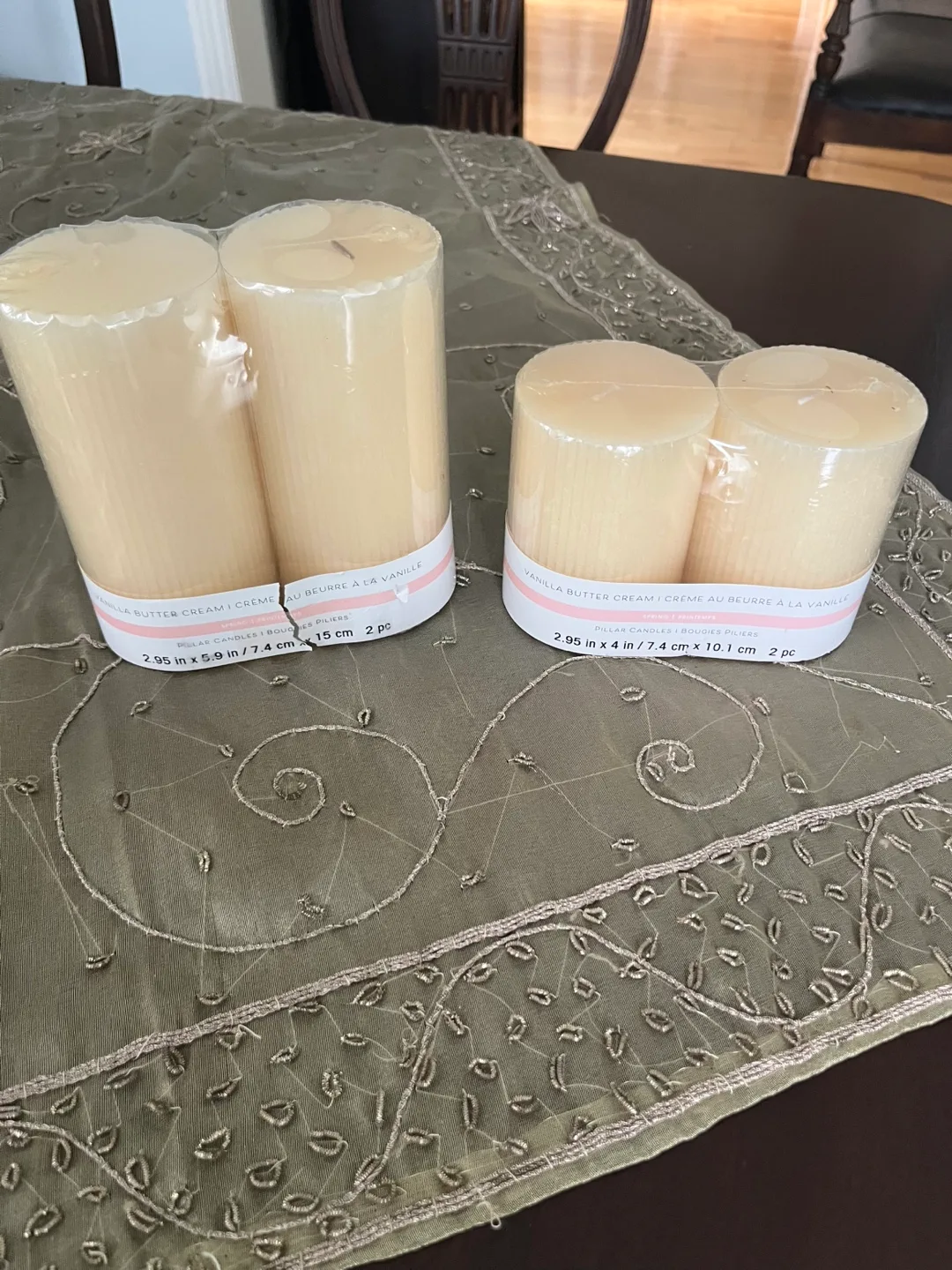 New - Vanilla Butter Cream Pillar Candles Set image indicator(2)
