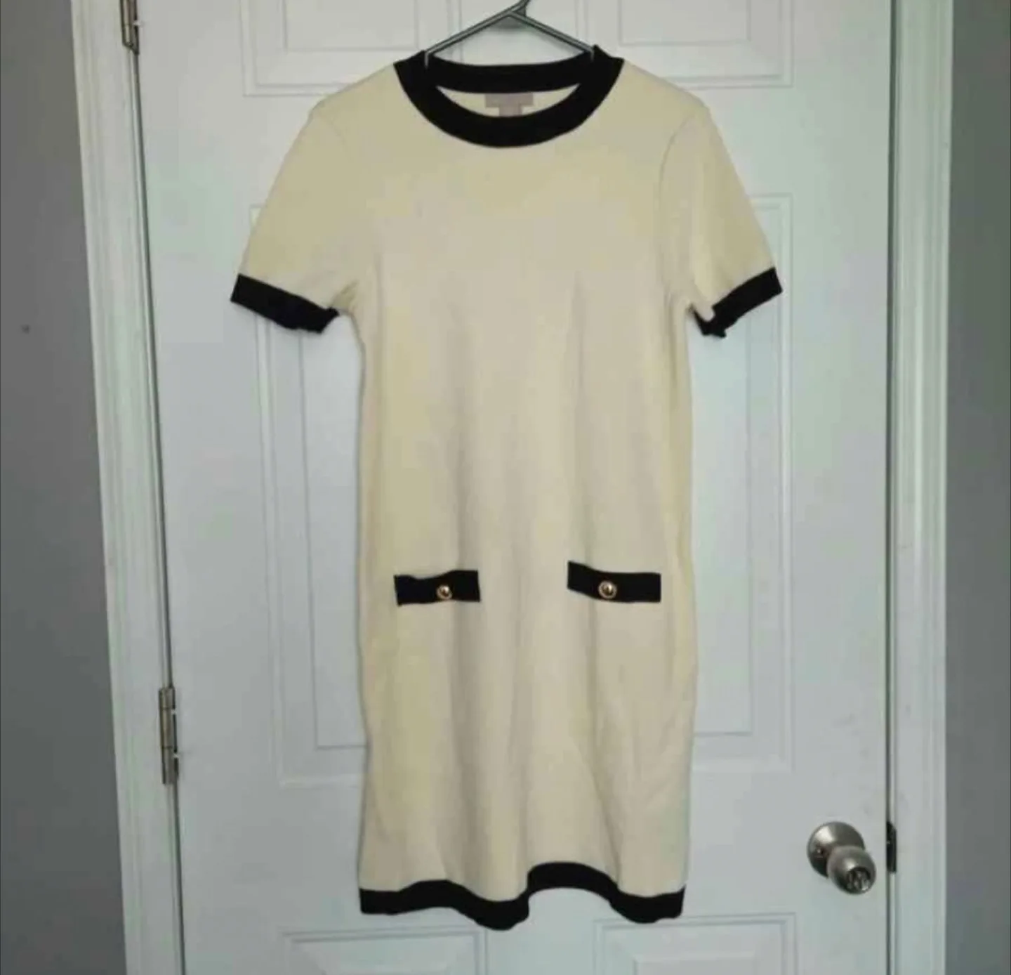 Brand New w/o tags H&M Dress thumbnail