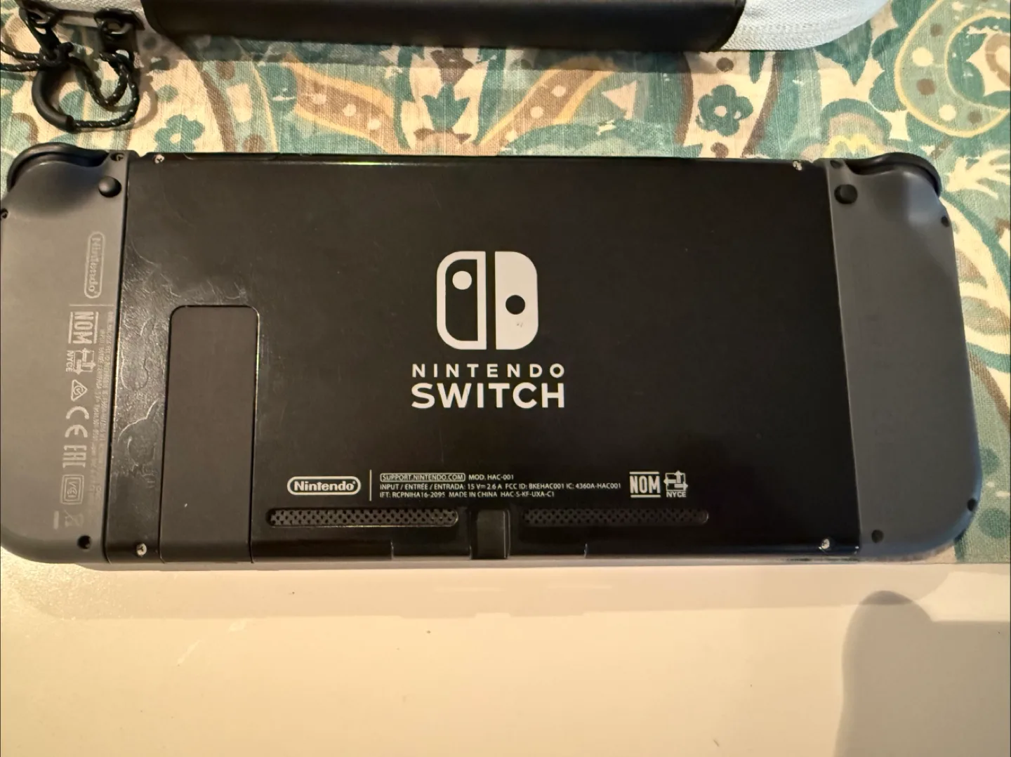 Nintendo Switch. image indicator(3)