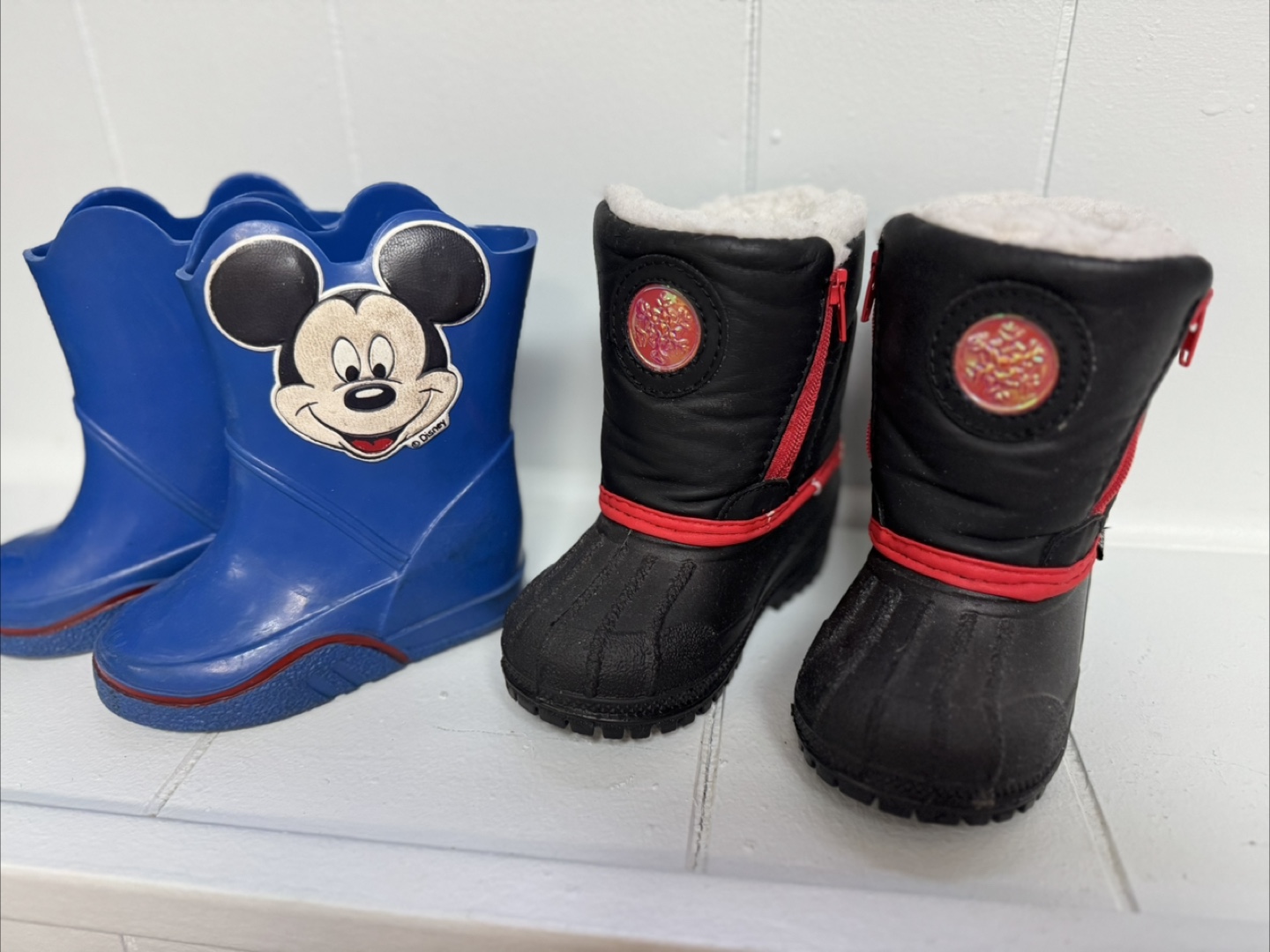 Kids' Boots - Disney & Gray Wolf - Size 6 & 5