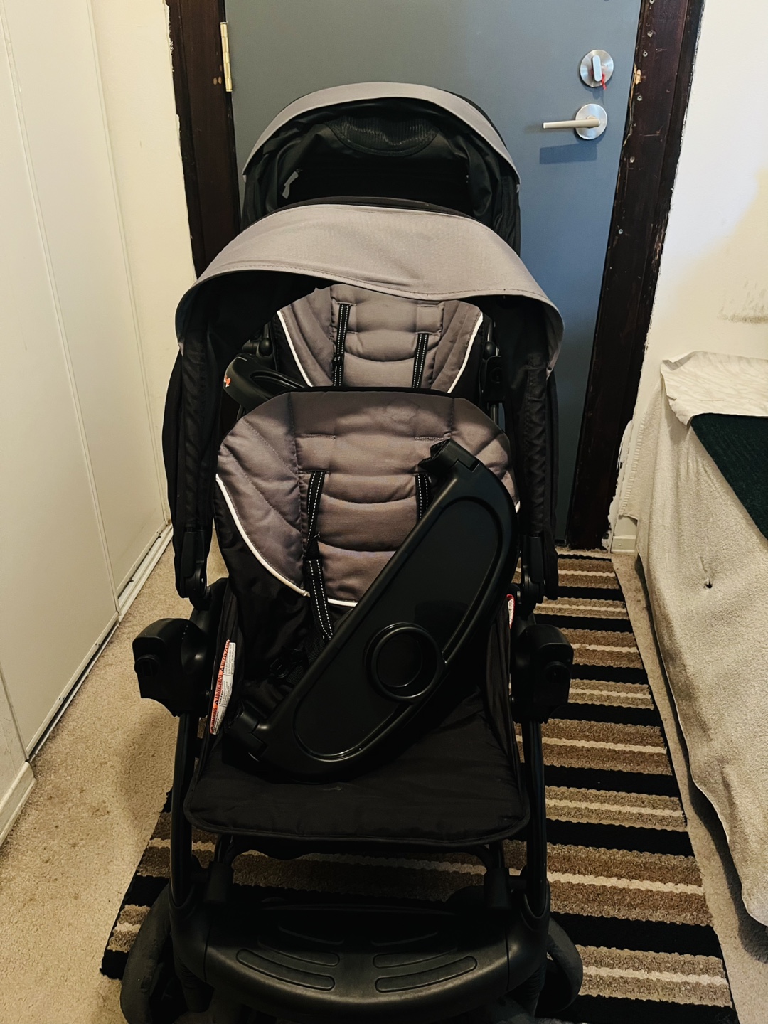 Baby Trend Sit N' Stand Double Stroller - Black/Grey - photo 4