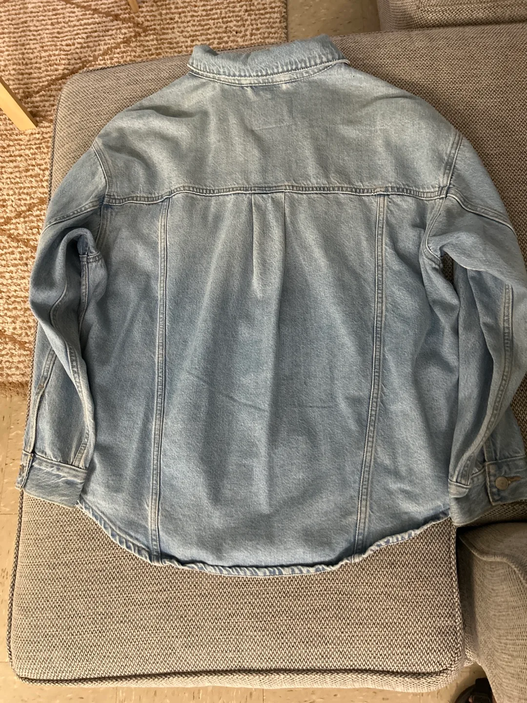 Levi's Denim Trucker Jacket size small oversize image indicator(2)