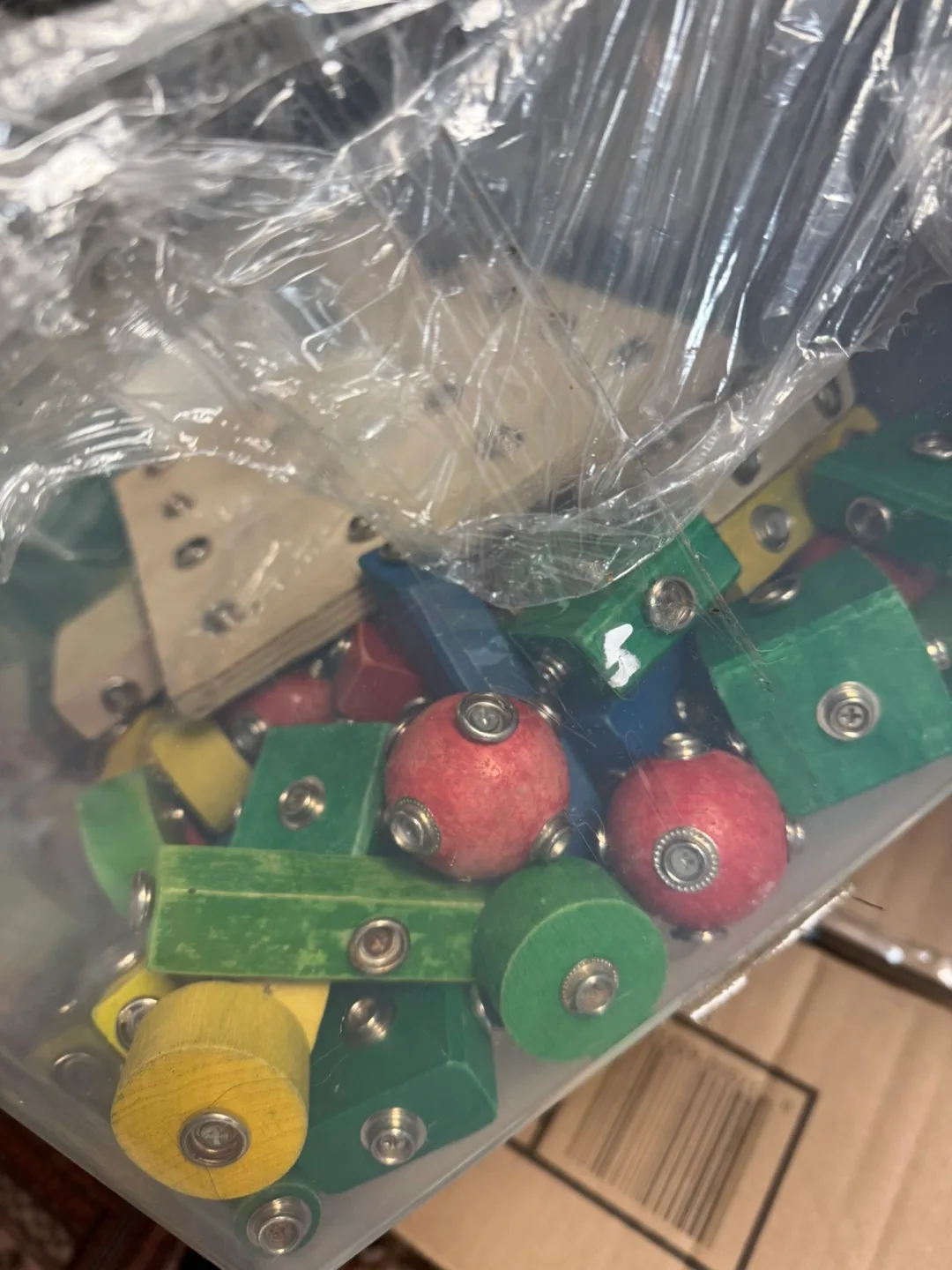 Wooden Construction Toy Set image indicator(4)