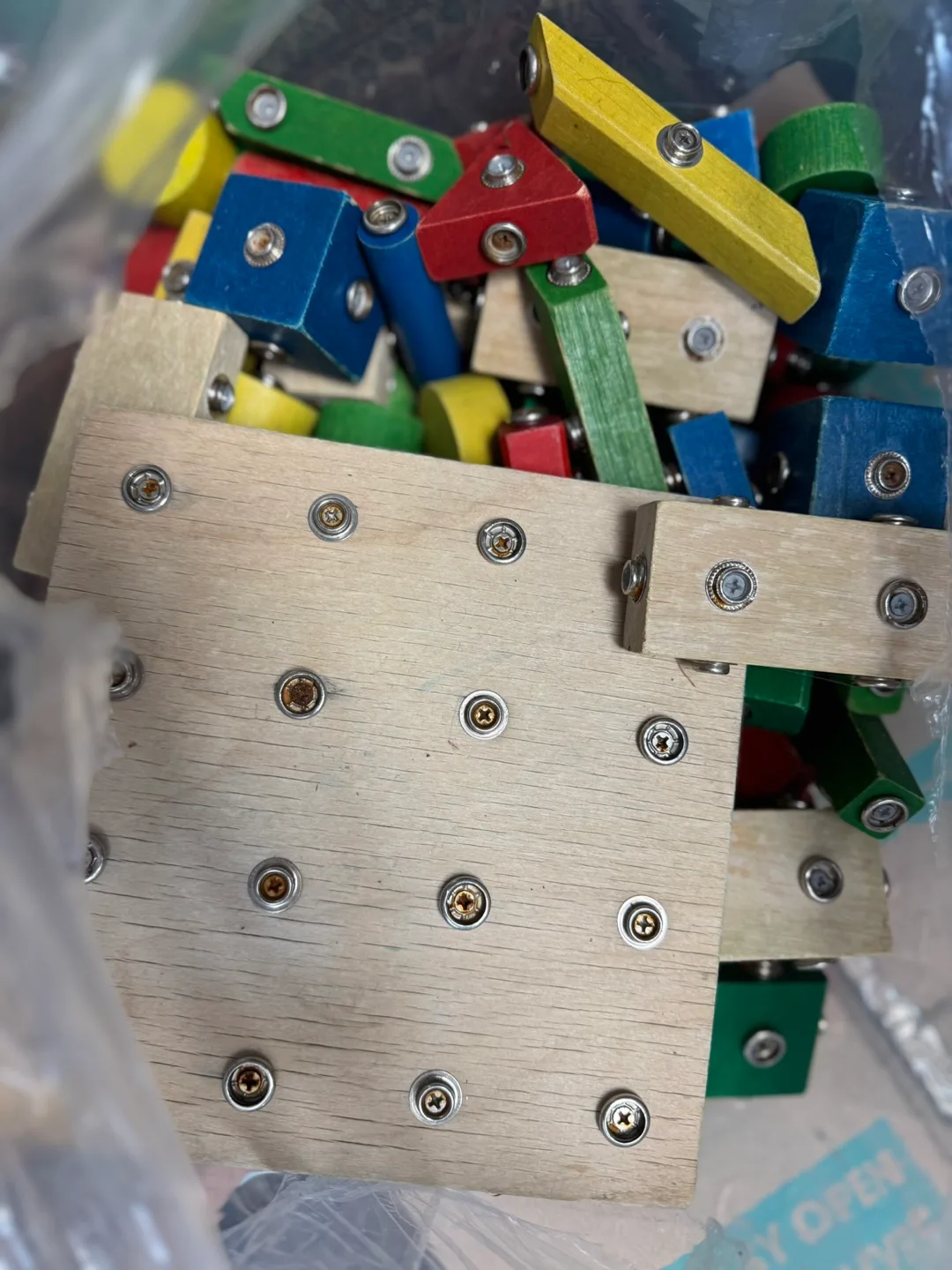 Wooden Construction Toy Set image indicator(3)