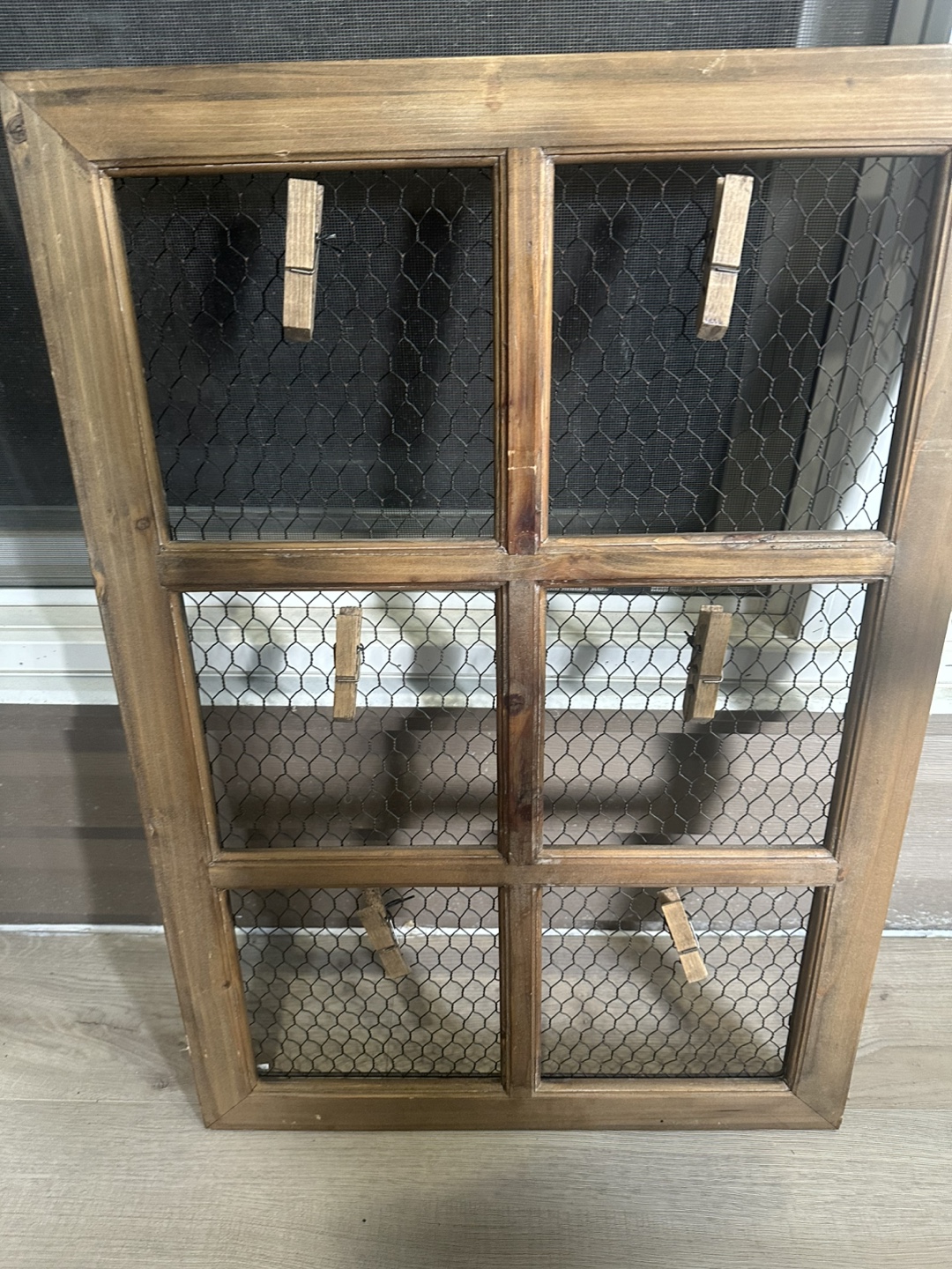Wooden frame with wire - photo 2