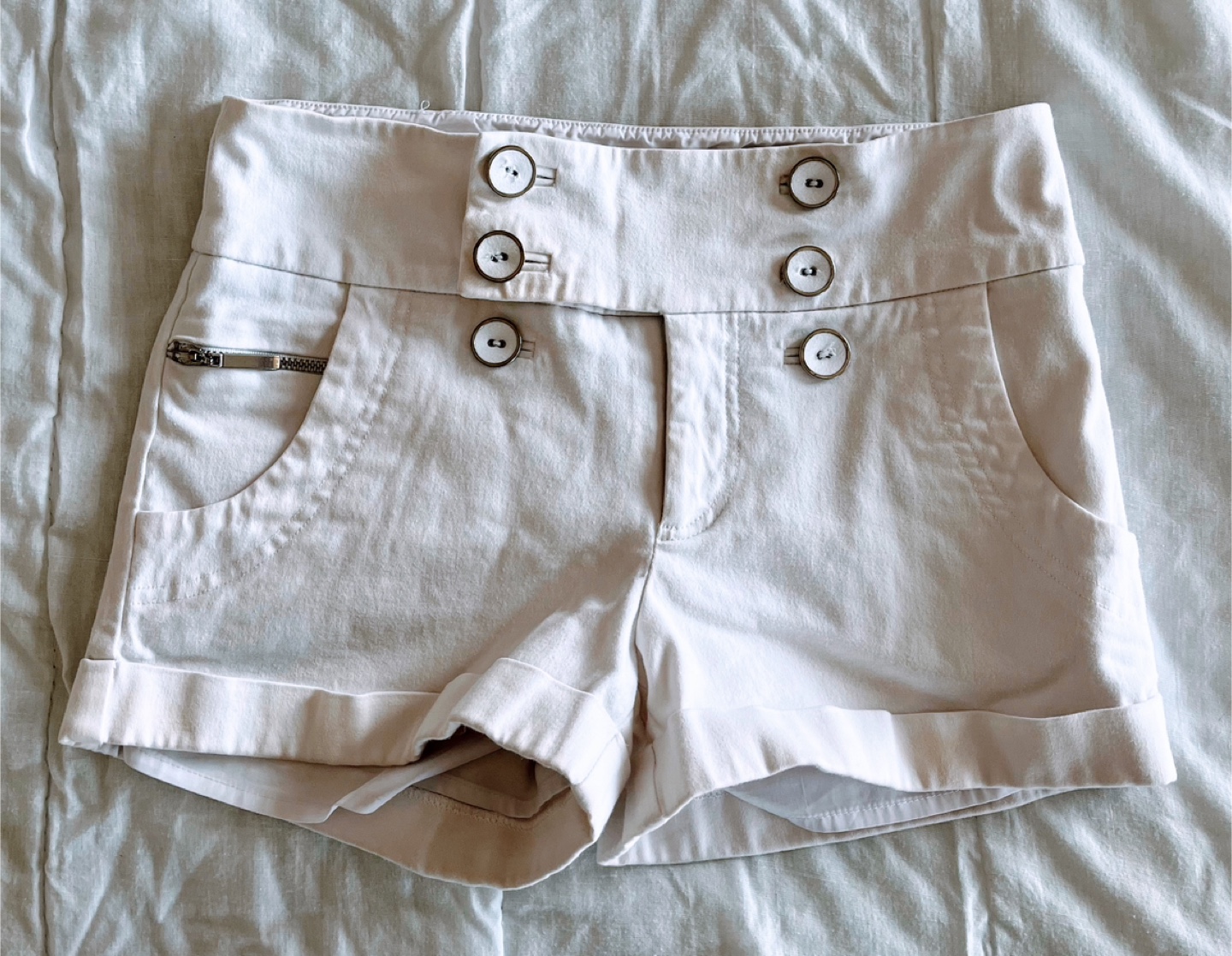Women’s shorts - photo 4