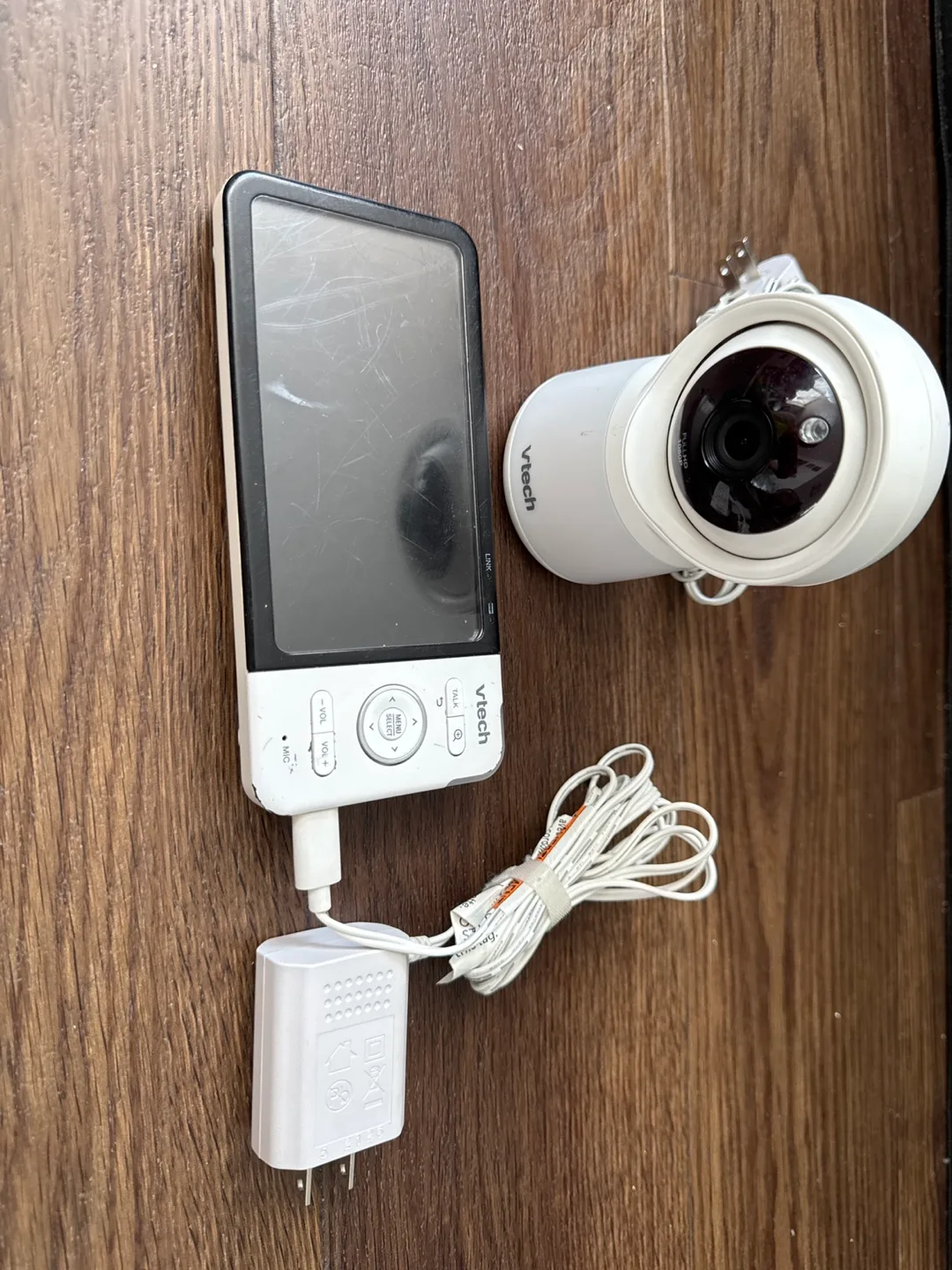 VTech Baby Monitor with Camera thumbnail