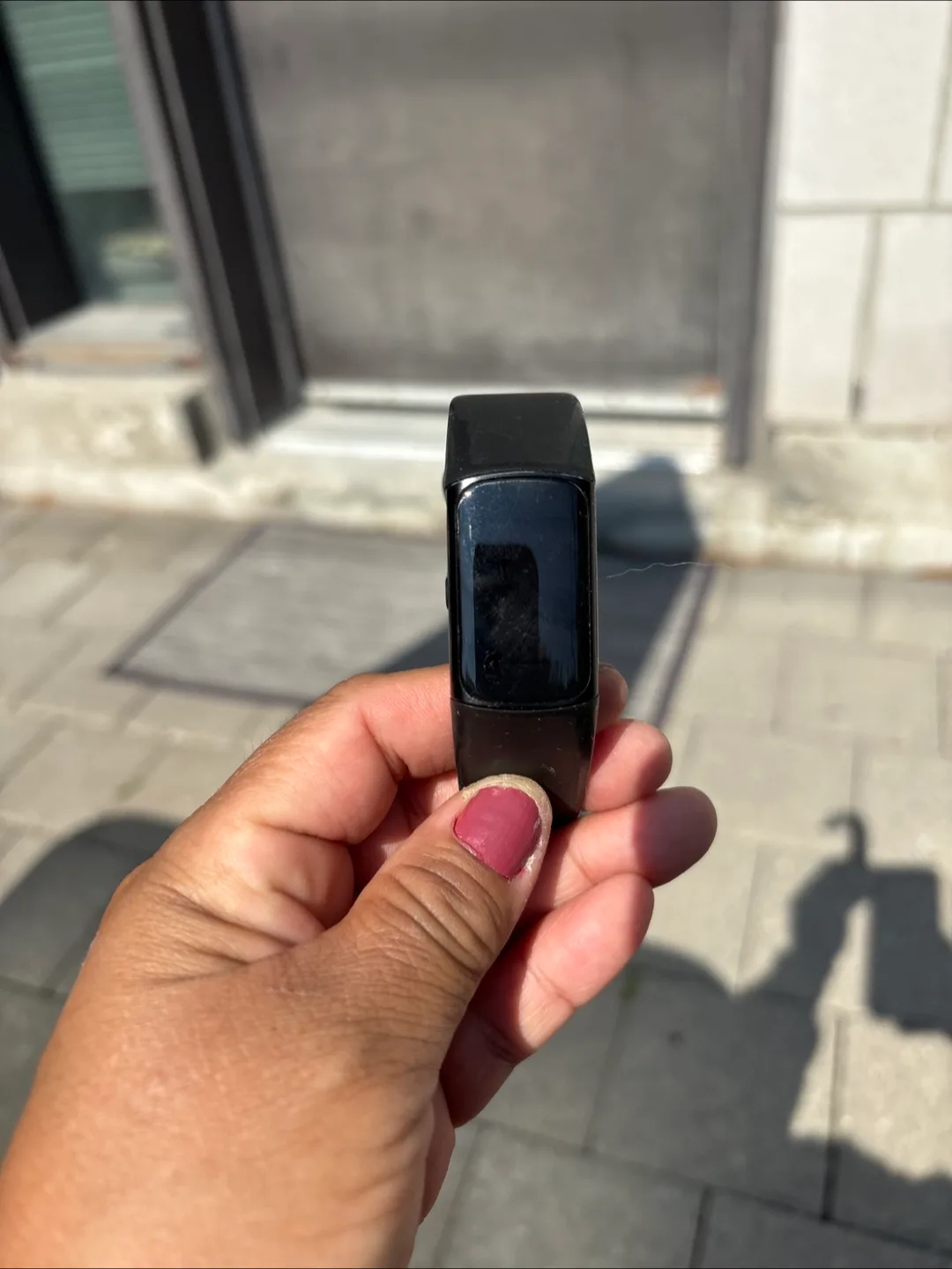 Fitbit Charger 6 Fitness Tracker - Black thumbnail