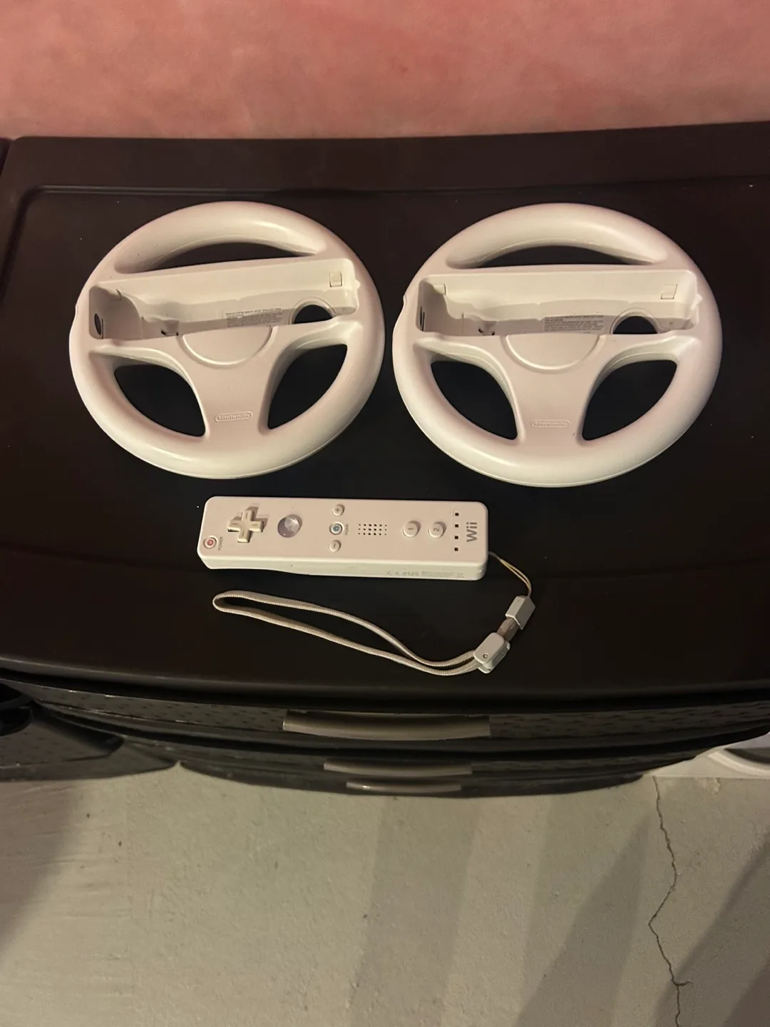 Nintendo Wii Steering Wheels & Remote thumbnail
