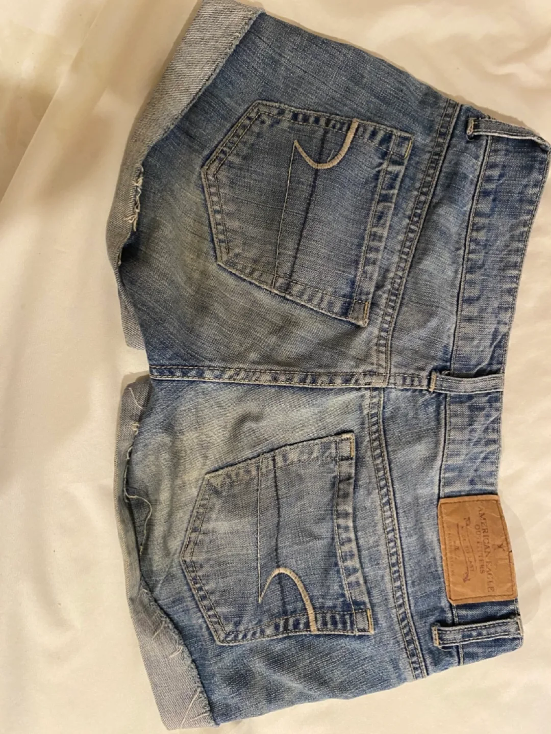 American Eagle Denim Shorts image indicator(2)
