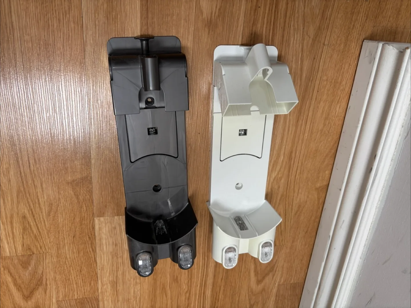 Dyson docking station thumbnail
