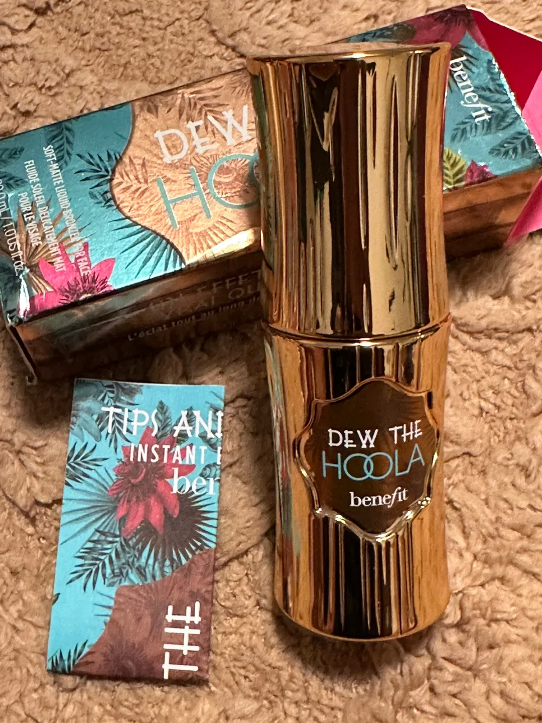 Benefit Dew the Hoola Soft-Matte Liquid Bronzer thumbnail
