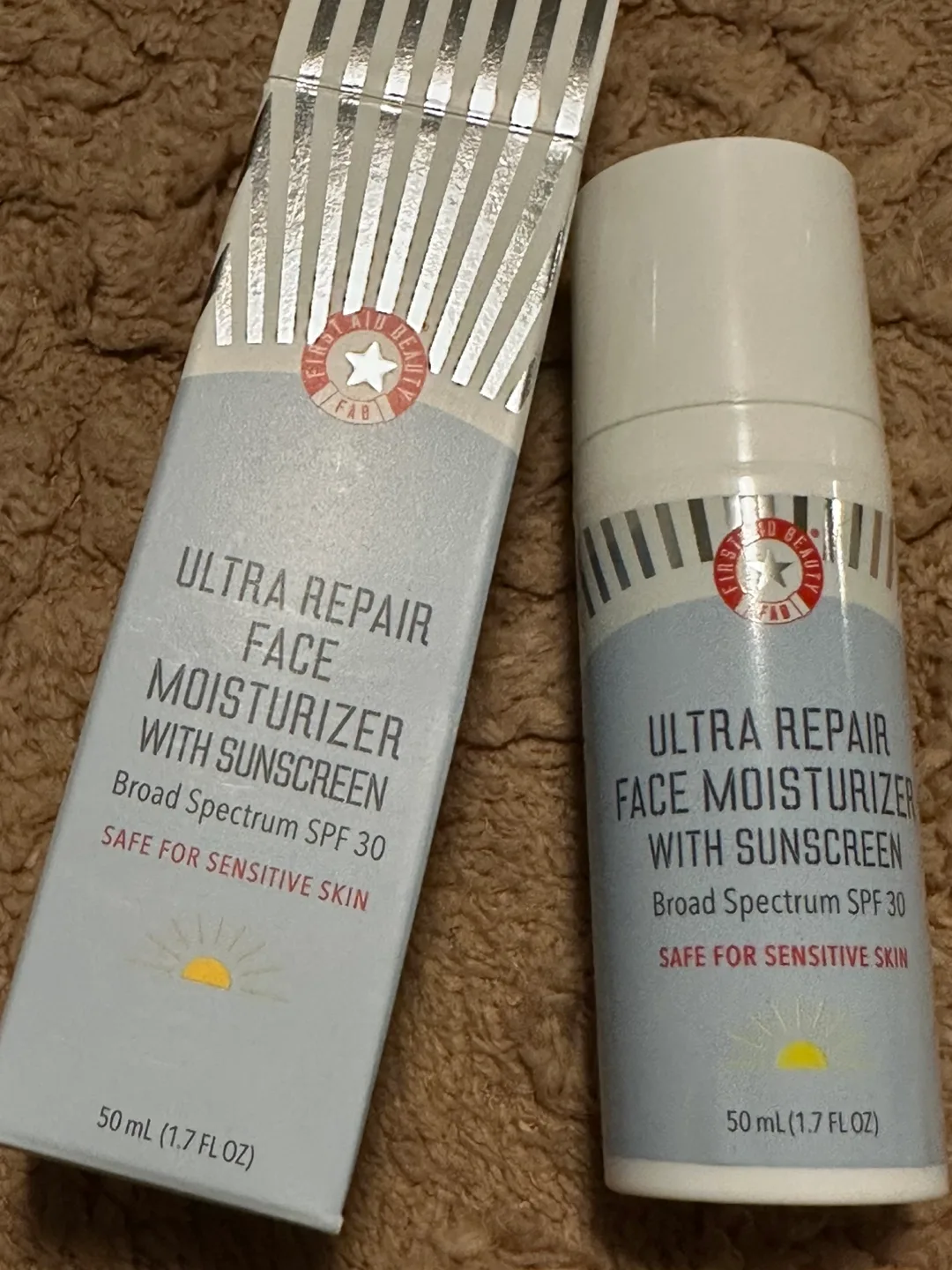 First Aid Beauty Ultra Repair Face Moisturizer SPF 30 thumbnail
