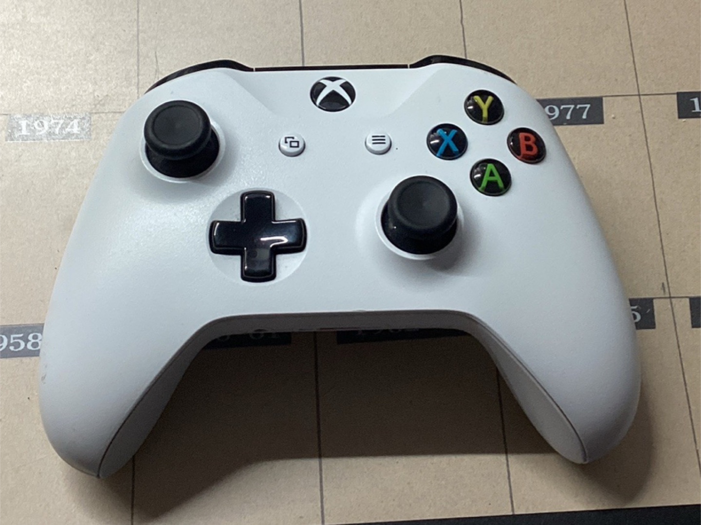 Xbox Wireless Controller - White - photo 5