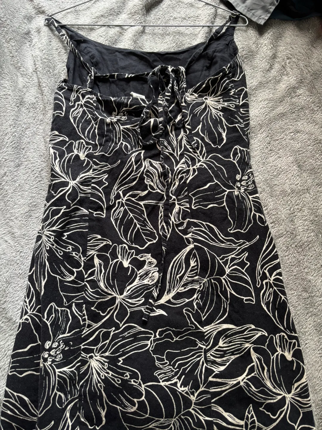 H&M Floral Dress - Size S thumbnail