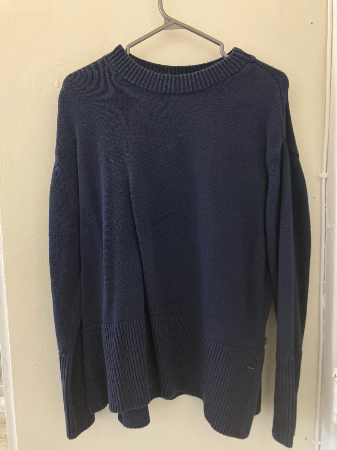 GAP Navy Blue Sweater - Size M thumbnail