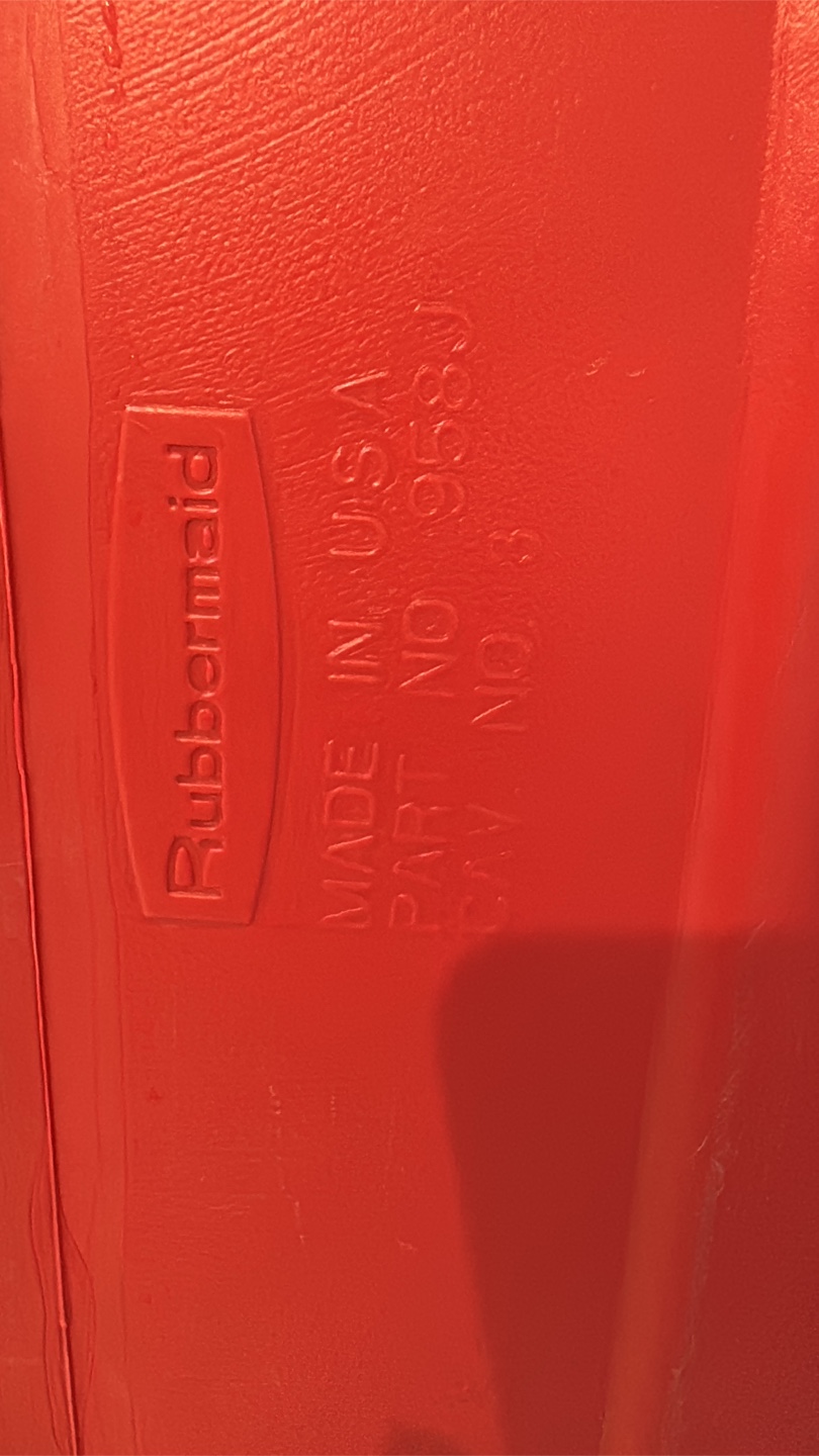 Rubbermaid Red Cooler - photo 5