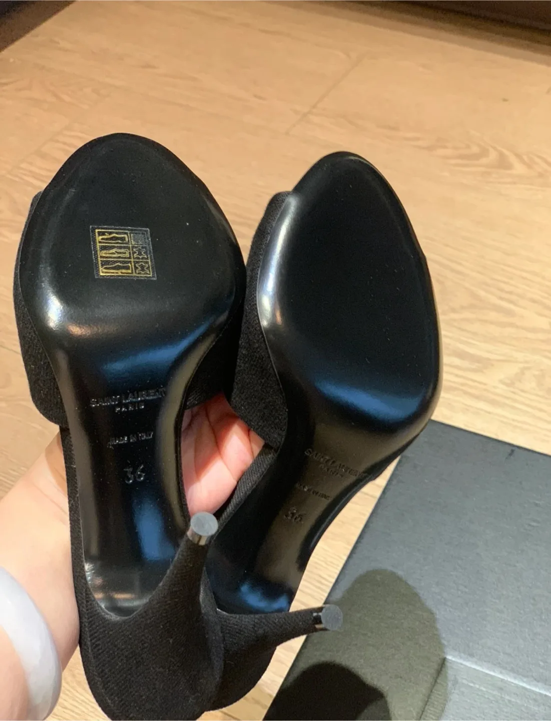 100% Authentic Saint Laurent classic sandals heels image indicator(4)