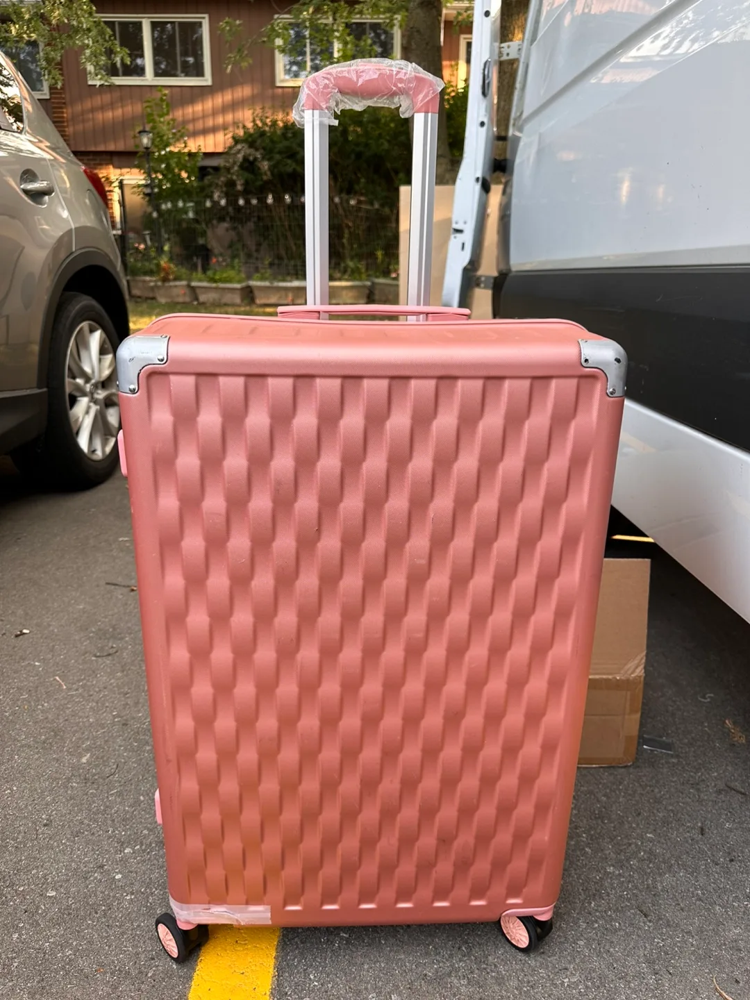 Startup Suitcase - Pink - size 28 thumbnail