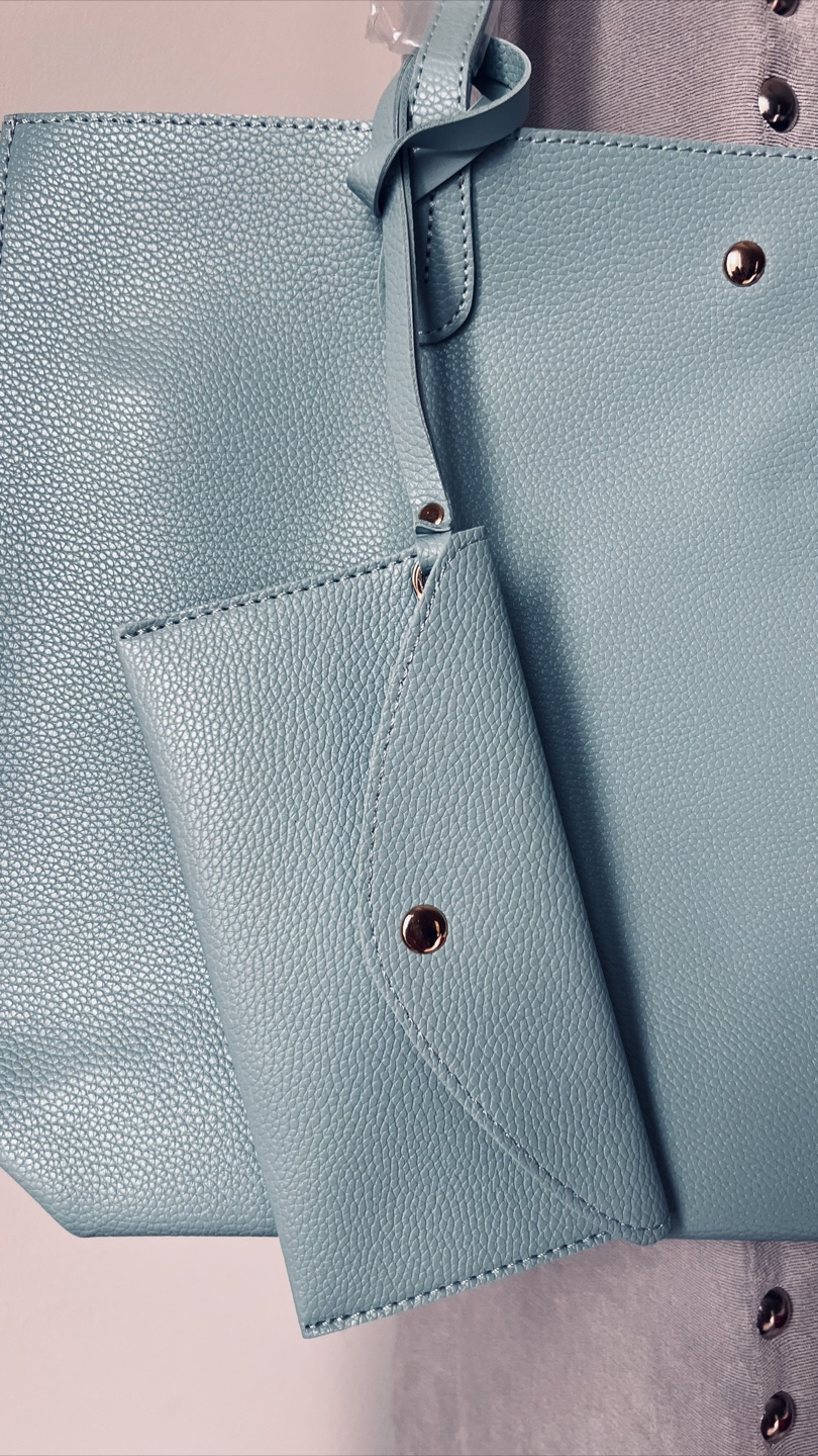 New Faux Leather Tote Bag with Wristlet - photo 5