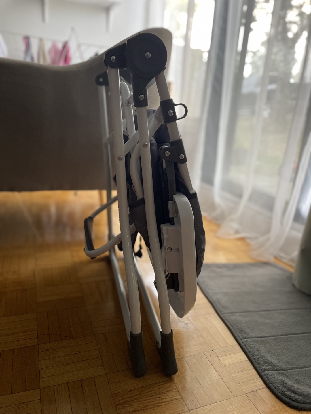 Living Basics Folding High Chair - Grey - photo 4