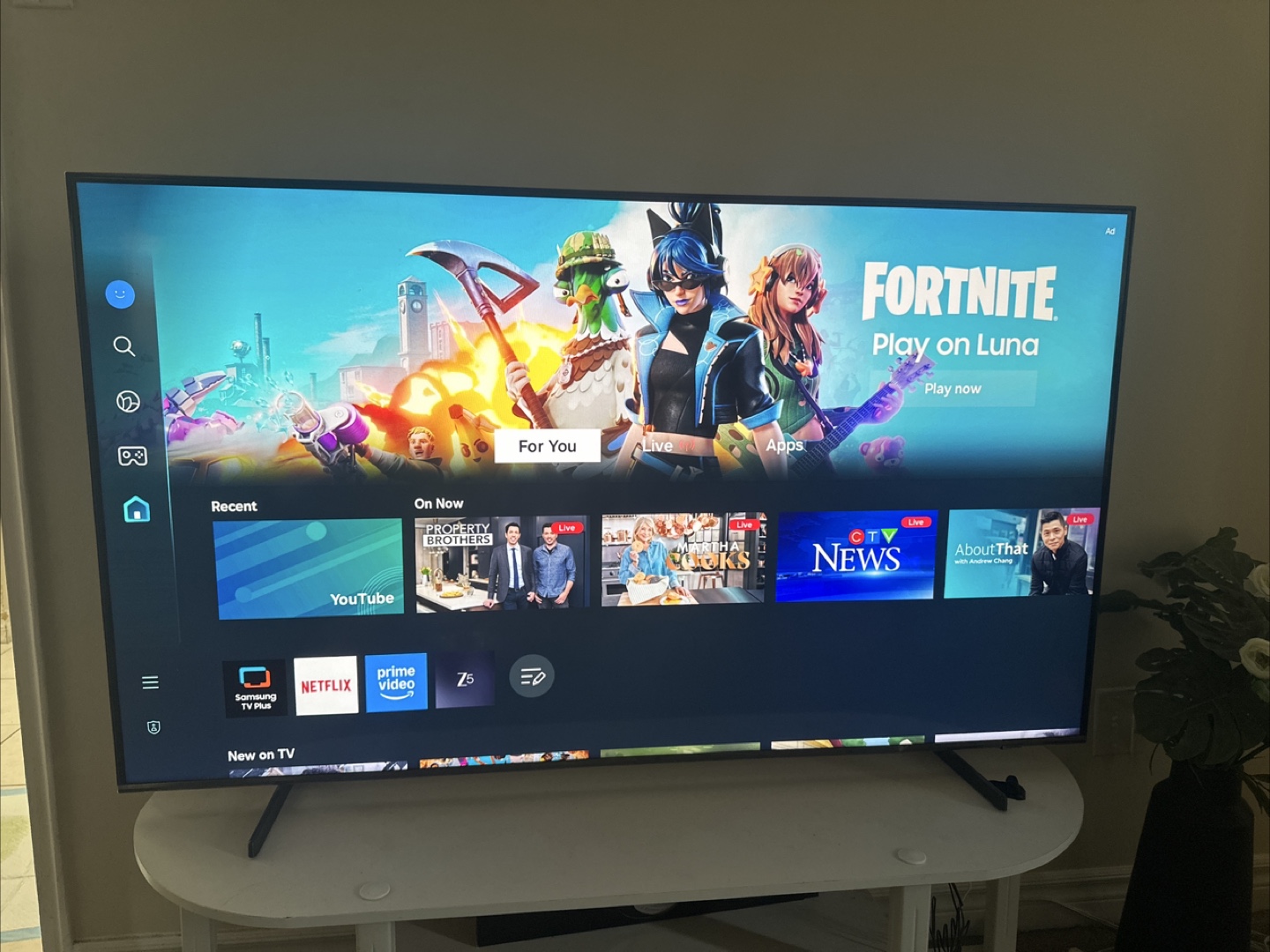 Samsung QLED 55 inch Q60(MOVE OUT SALE NEED IT GONE Asap!) - photo 4