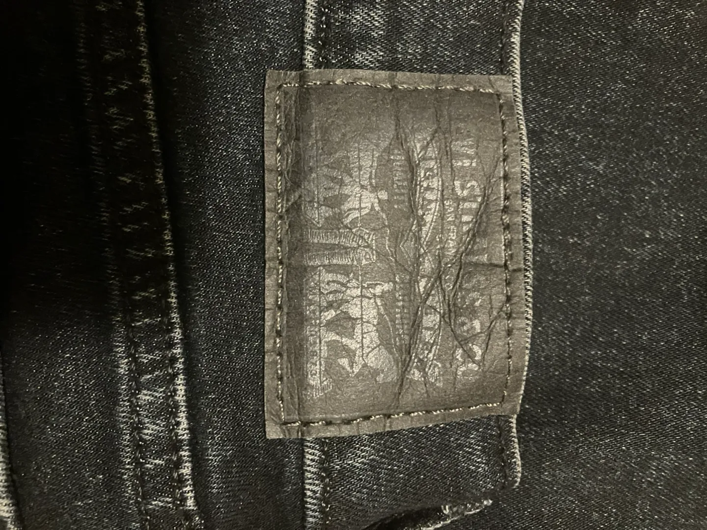 Levi's 710 Super Skinny Jeans - Size 28 image indicator(3)